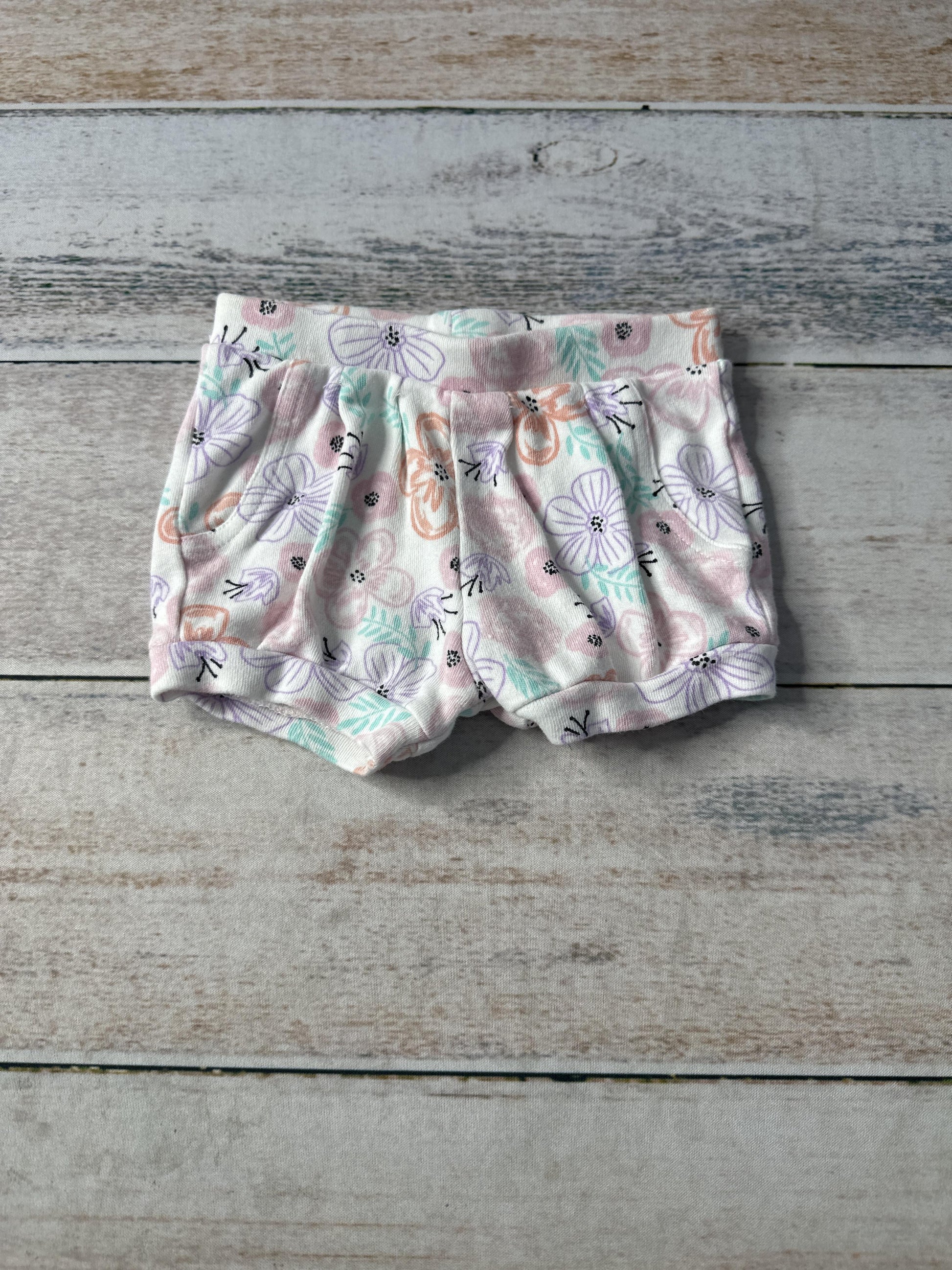 Little Beginnings Unisex Shorts Size: 6-9 months