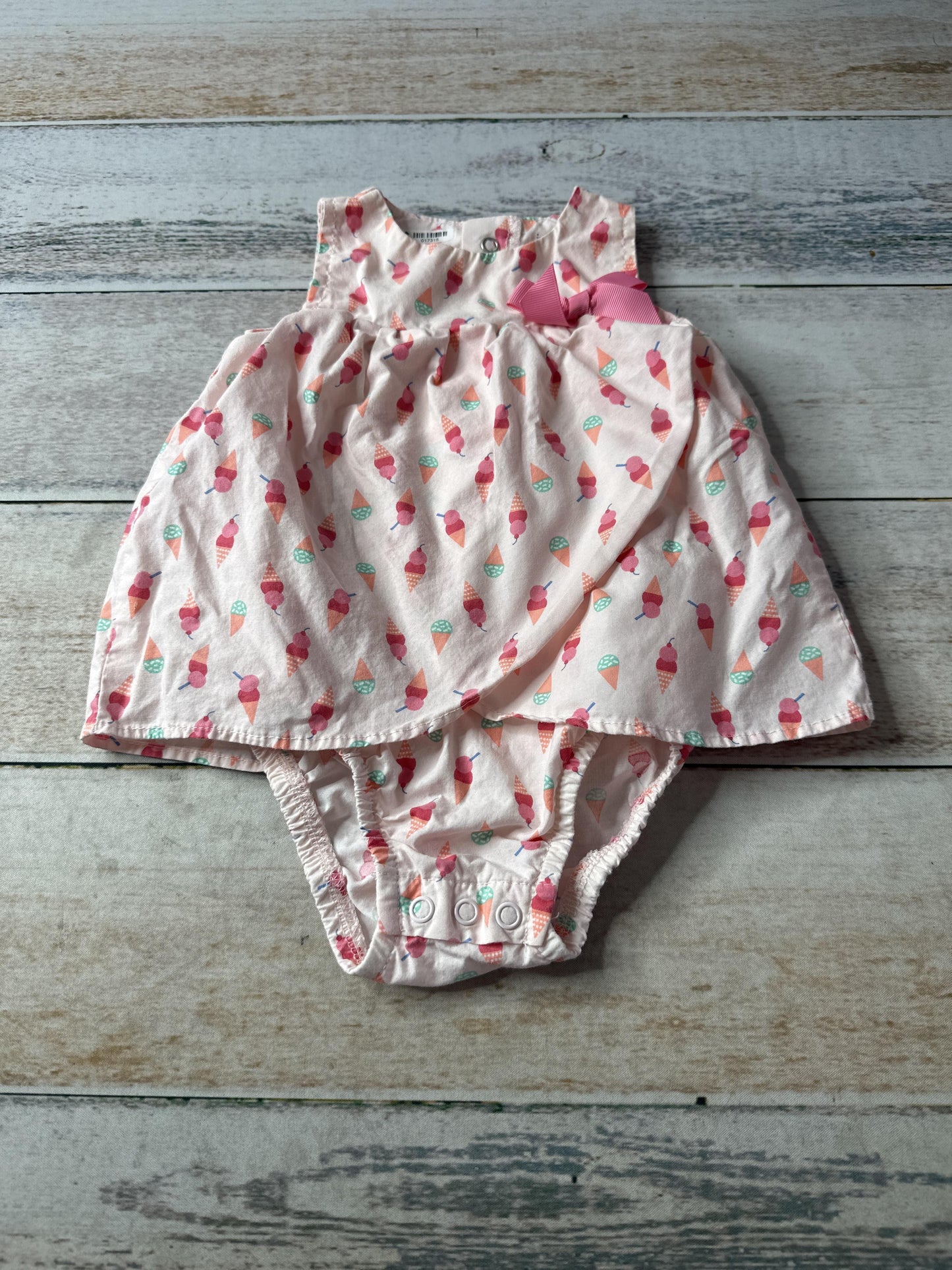 Carters Girls Dress Size: 6 months