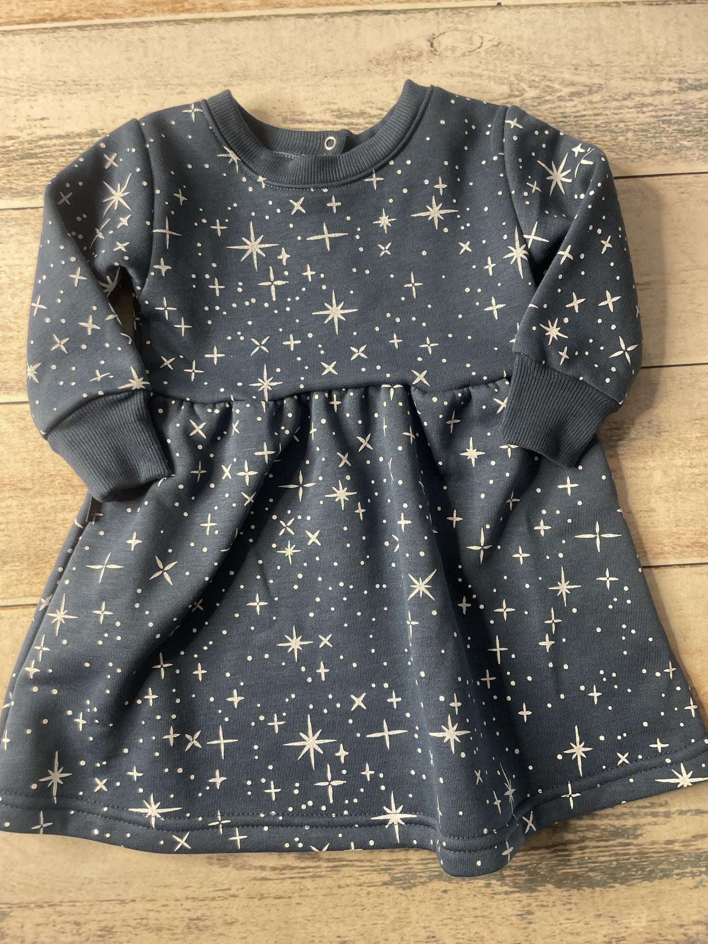 Girls Dress Size: 9-12 Months