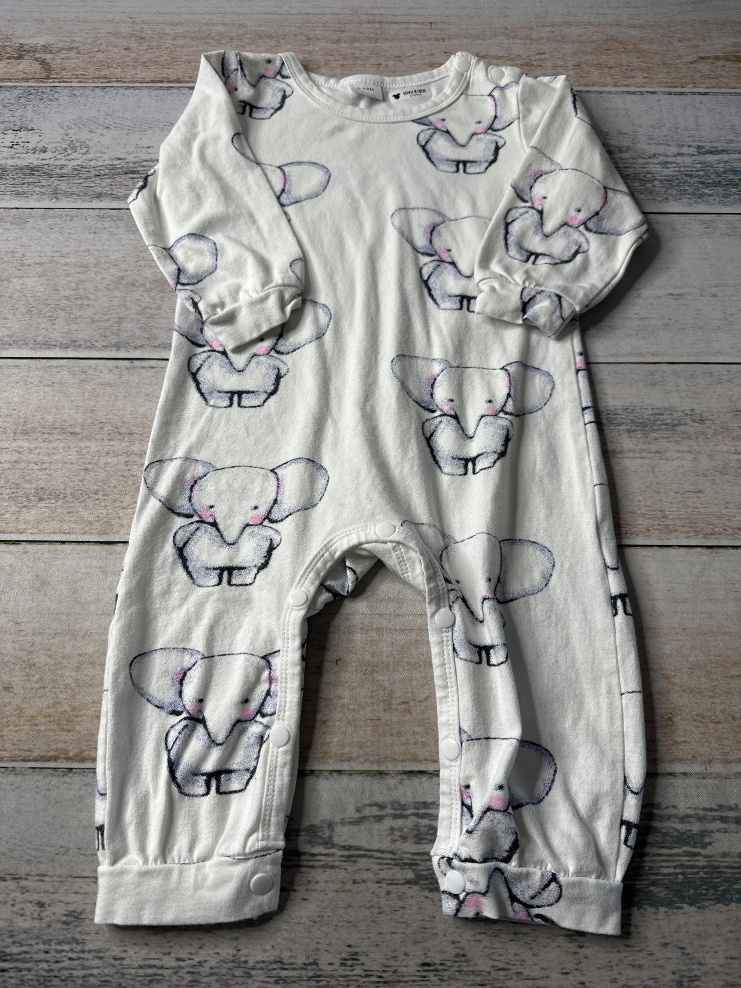 Unisex Long Sleeve Outfit Size: 9-12 Months