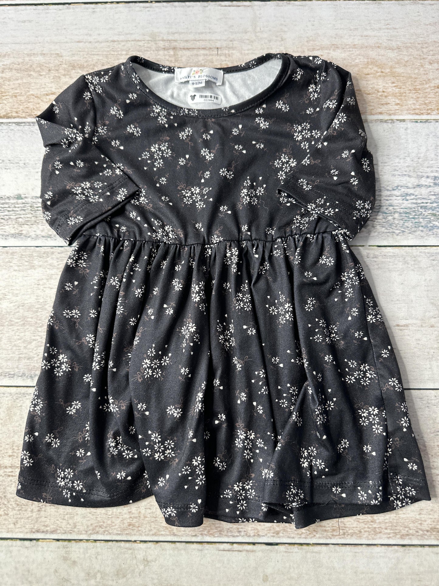 Bailey’s Blossoms Girls Dress Size: 9-12 Months
