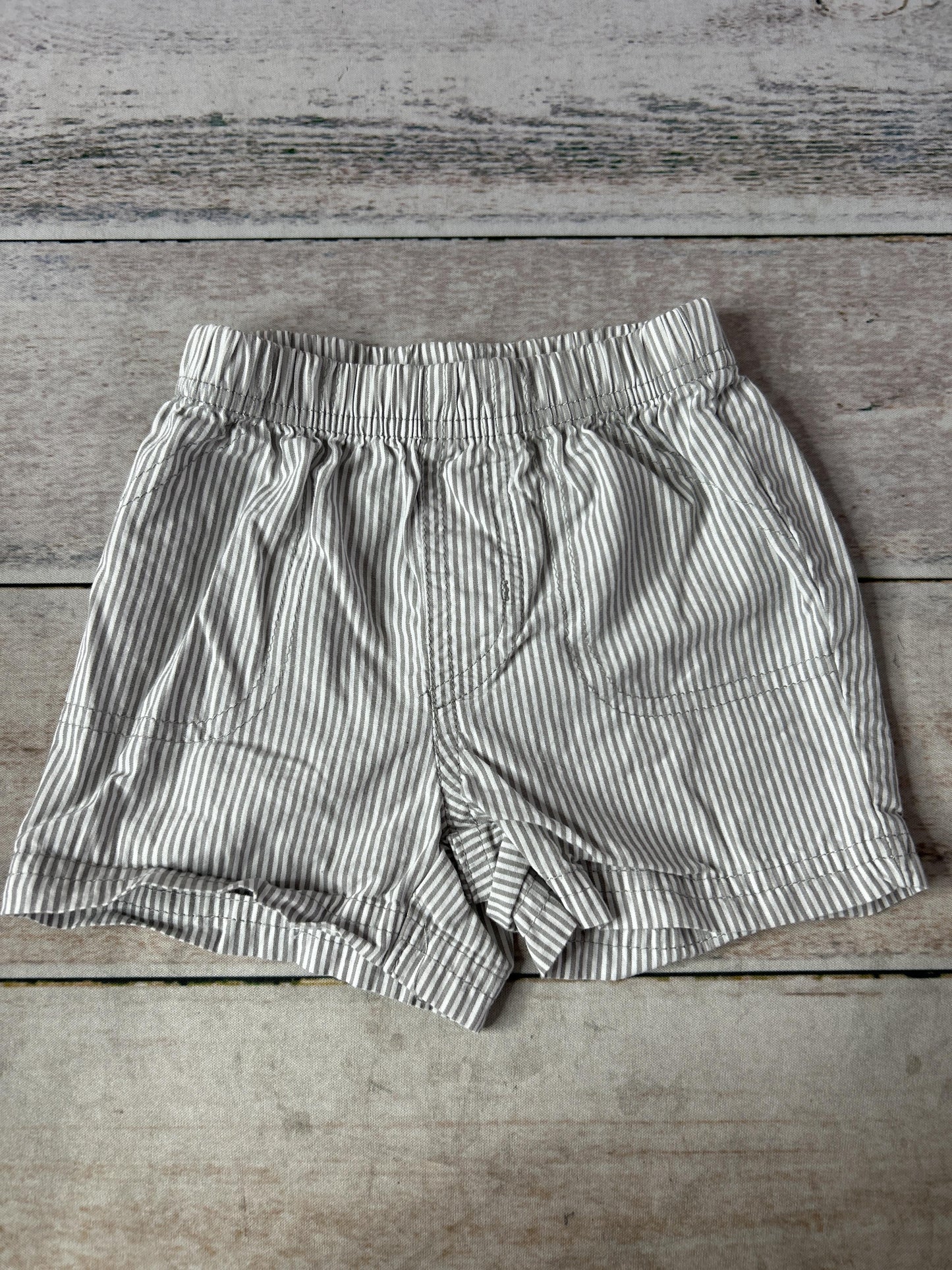 Unisex Shorts Size: 9 months