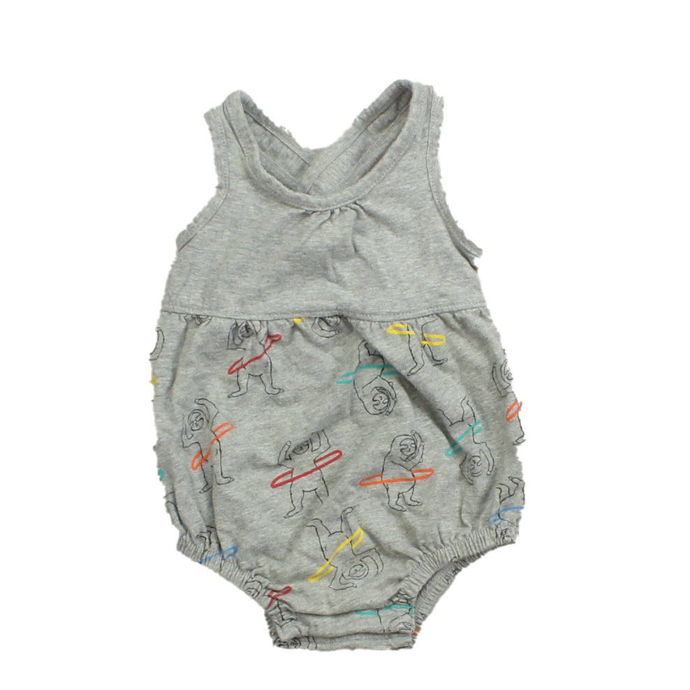 Hanna Andersson Girls Grey | Sloths Romper Size: 3-6 Months Grey | Sloths