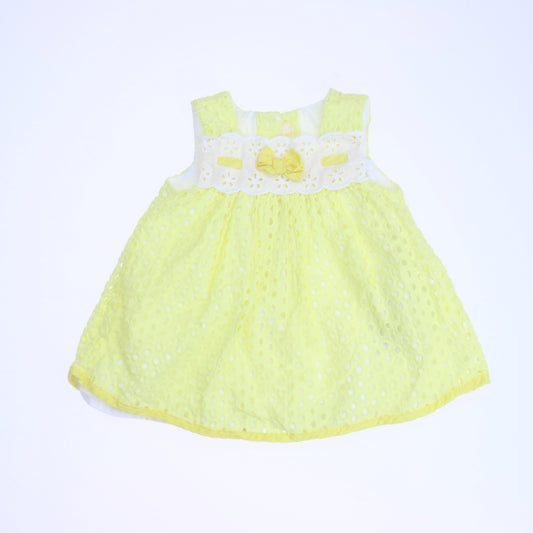 Mayoral Girls Yello Dress Size: Newborn Yello