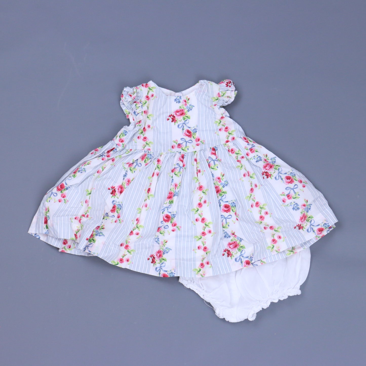 Pippa & Julie Girls White | Blue Dress Size: 0-3 Months White | Blue