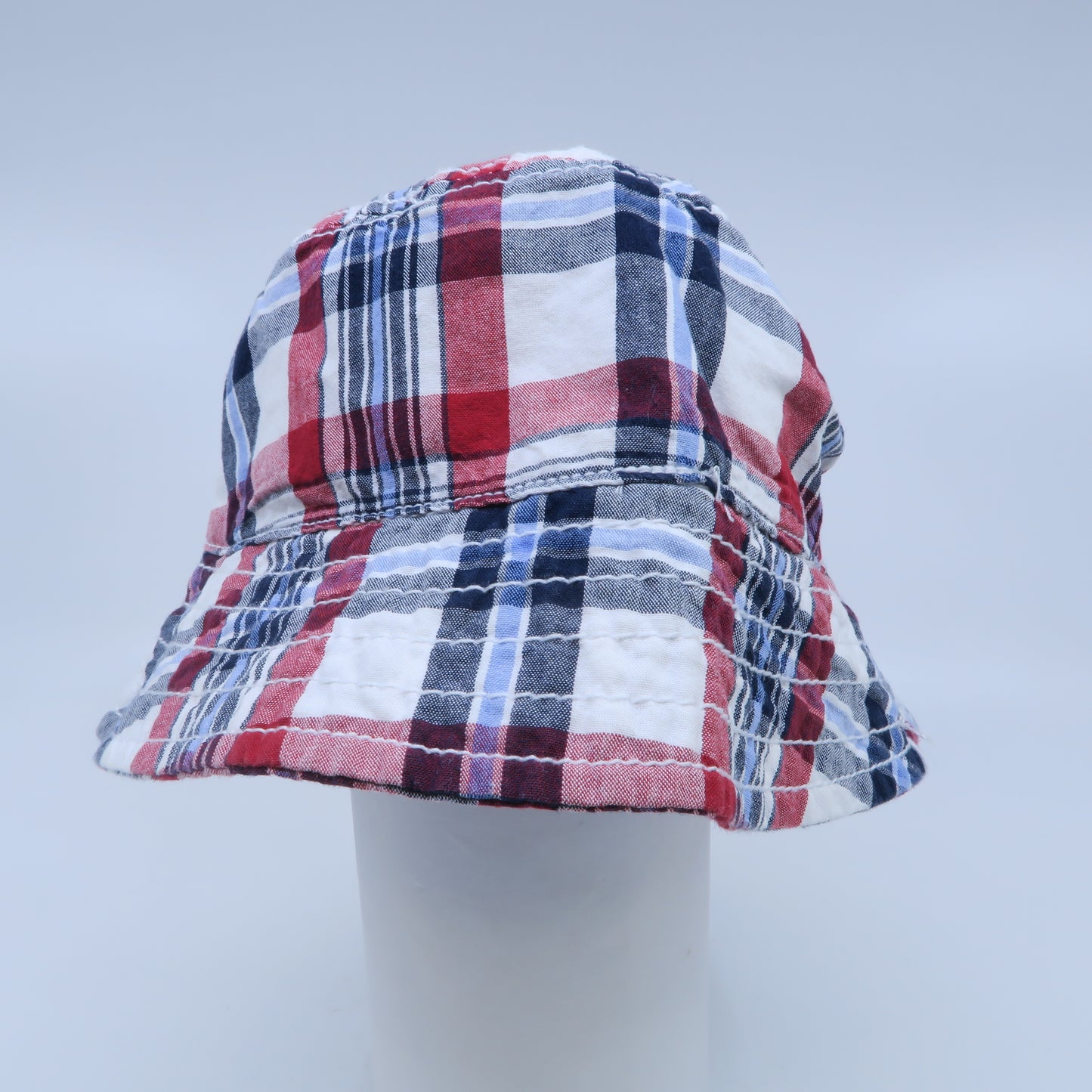 The Children's Place Boys Red | Blue | Plaid Sun Hat Size: 6-12 Months Red | Blue | Plaid
