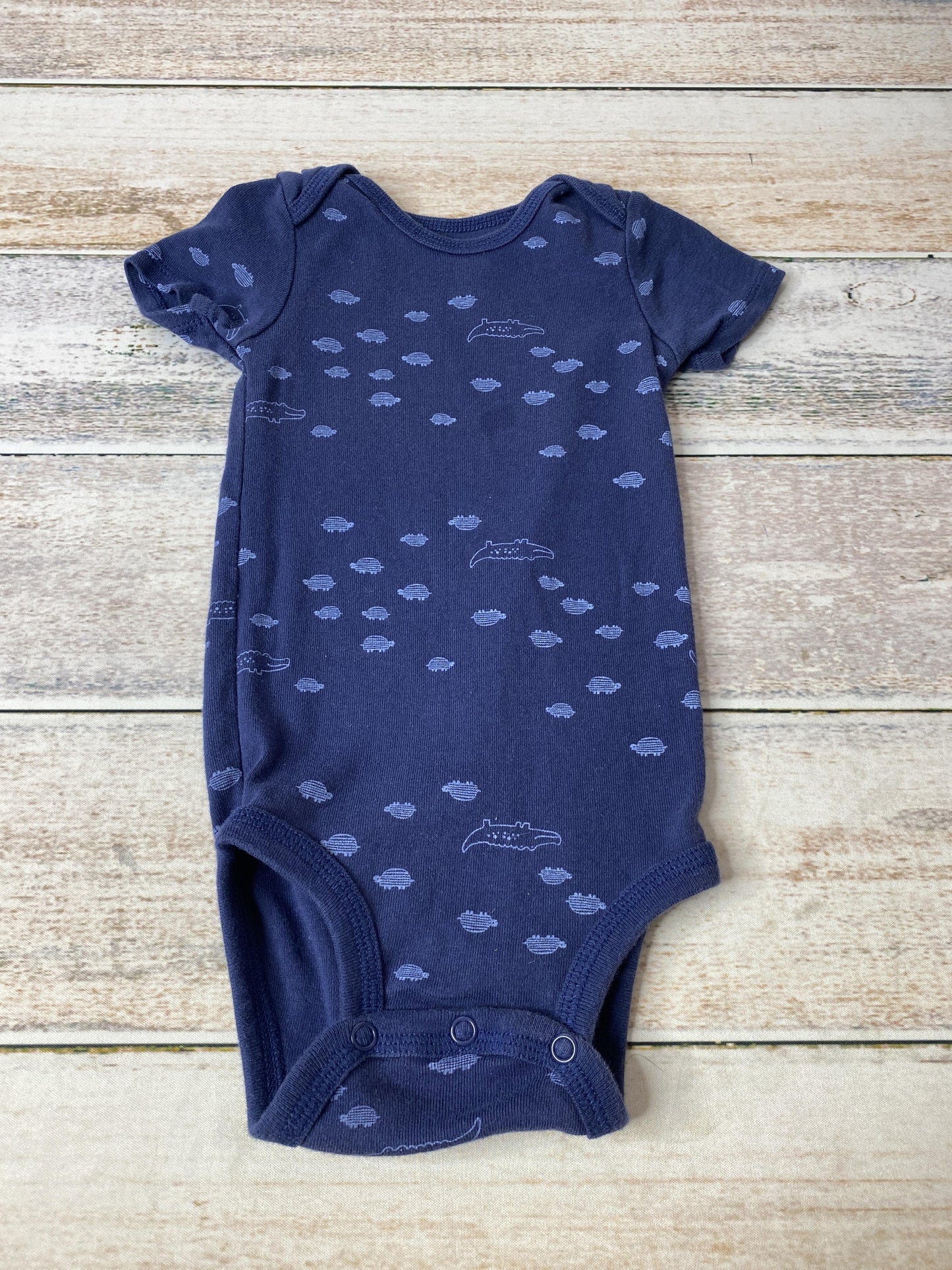 Carters Boys alligators | Light Blue | Navy Blue Onesie Size: 18 months alligators | Light Blue | Navy Blue