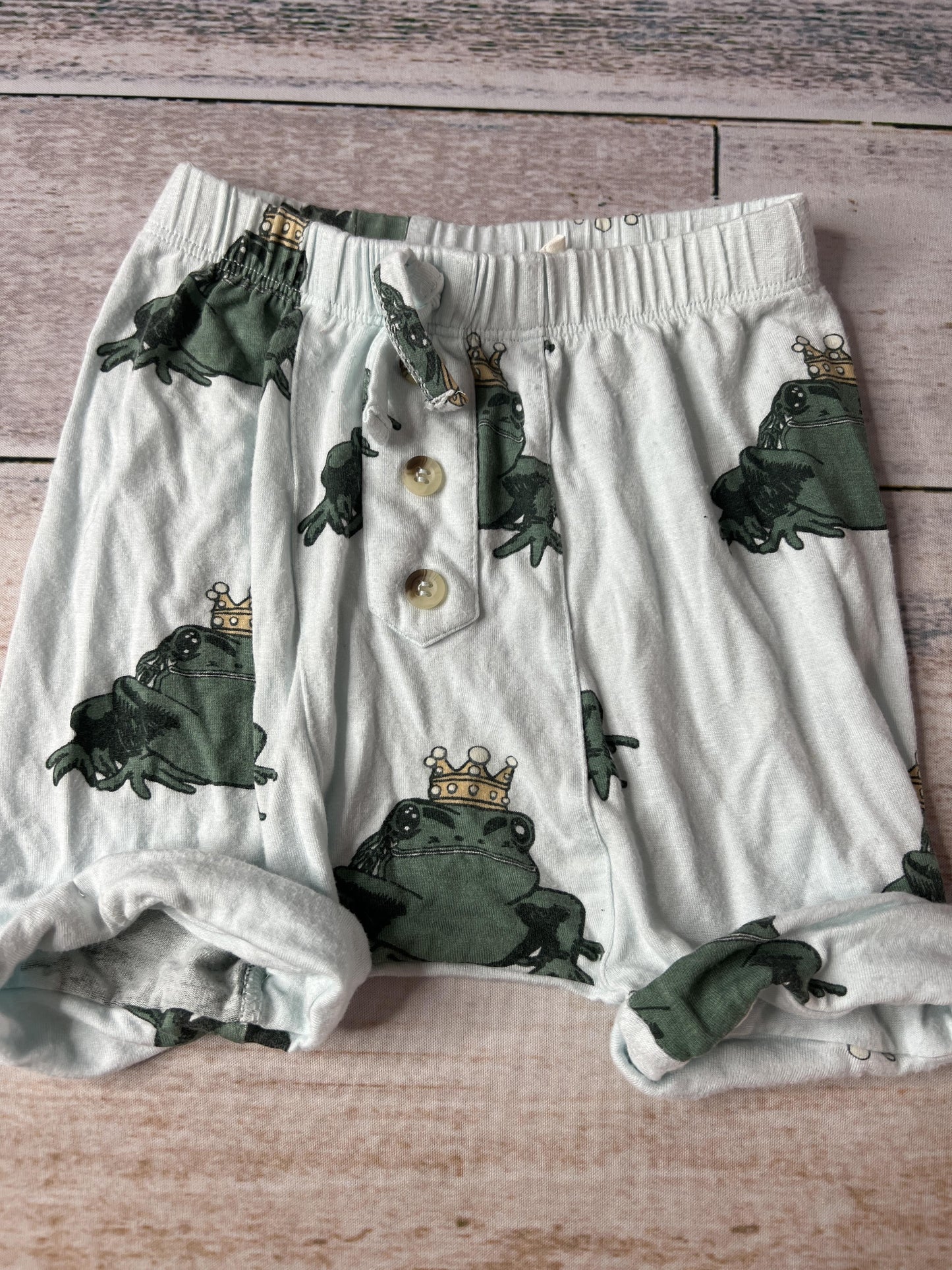 Kate Quinn Boys animals | Light Blue Shorts Size: 18-24 months animals | Light Blue