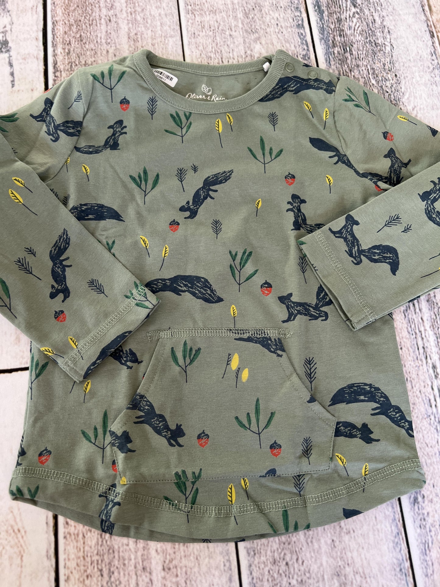 Oliver & Rain Unisex animals | Sage Long Sleeve Shirt Size: 24 months animals | Sage