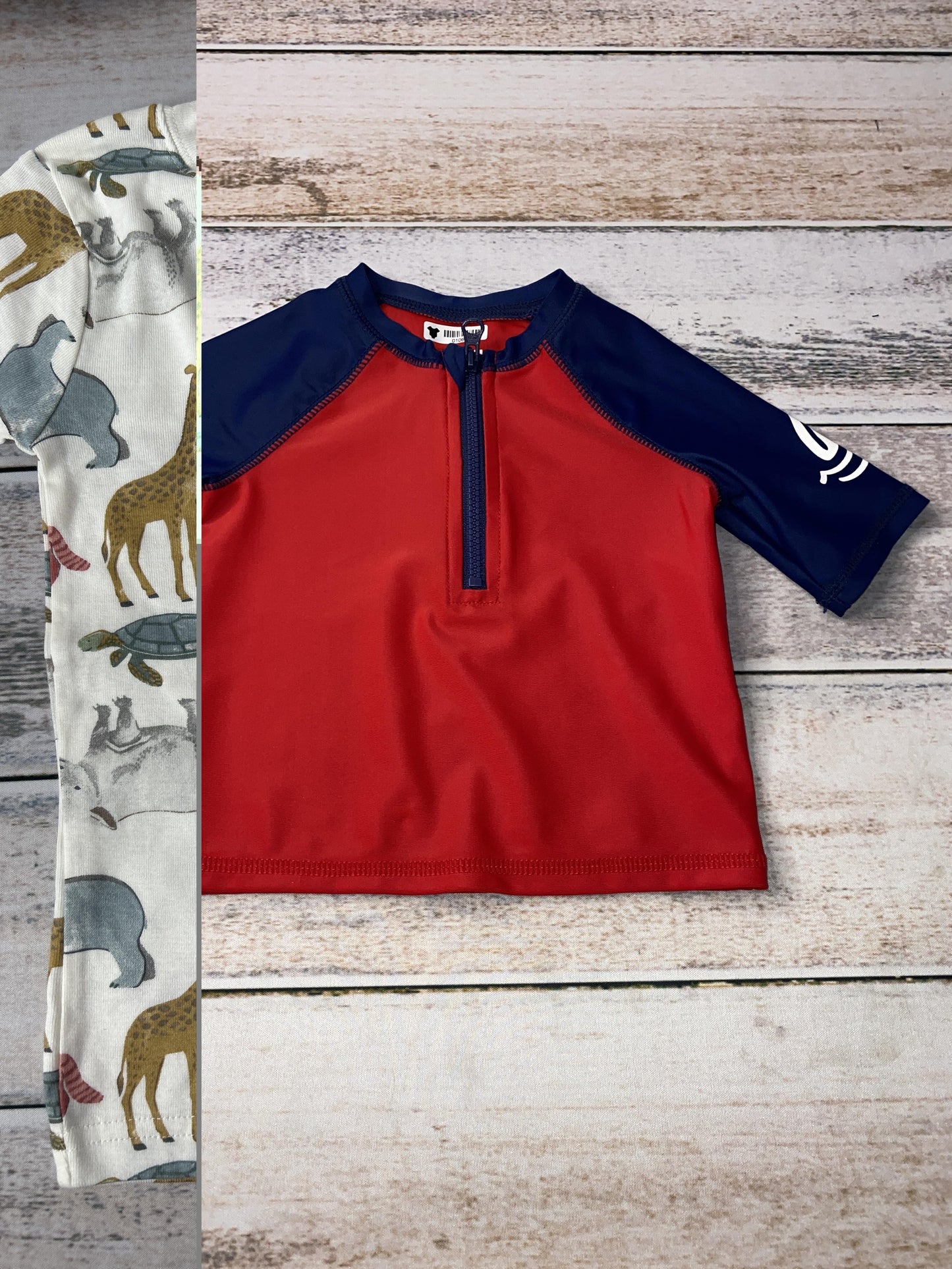 Carters Unisex animals Pajamas Size: 4T animals