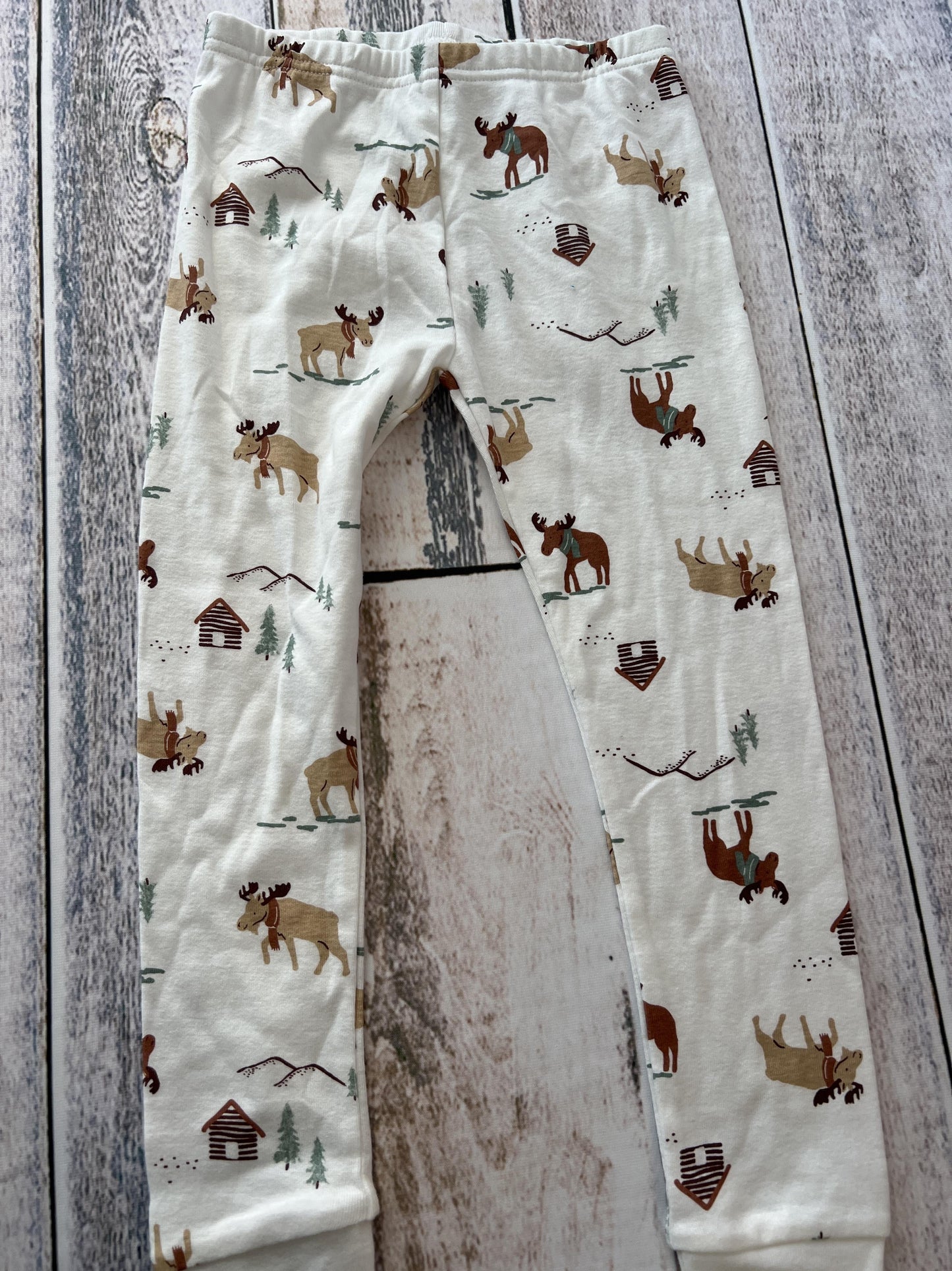 Just Born Unisex animals Pajamas Size: 4T animals