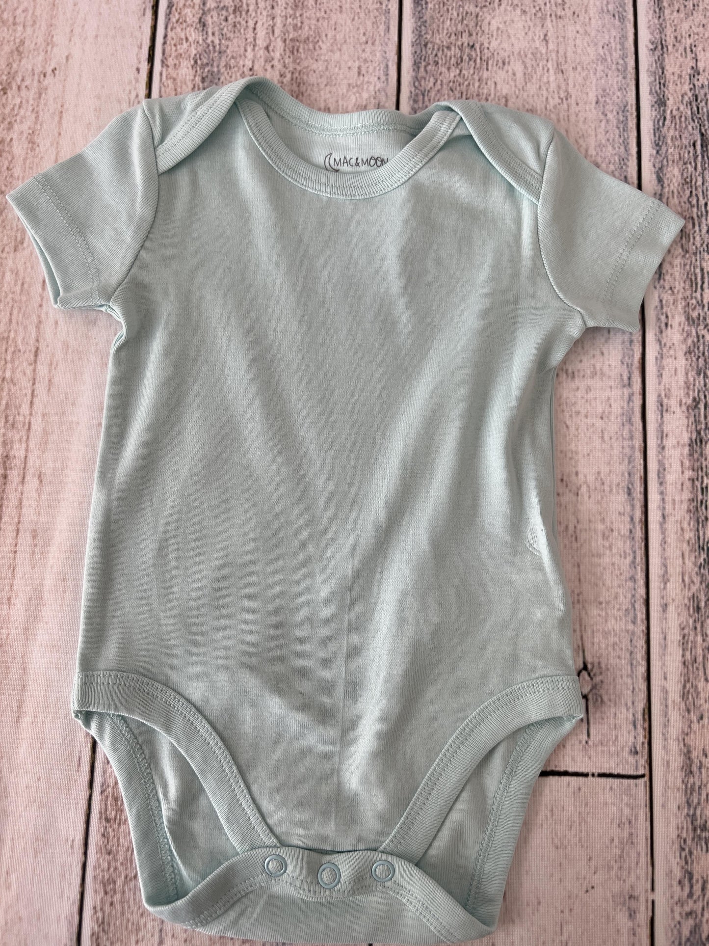 Mac and Moon Unisex Aqua Onesie Size: 6 months Aqua