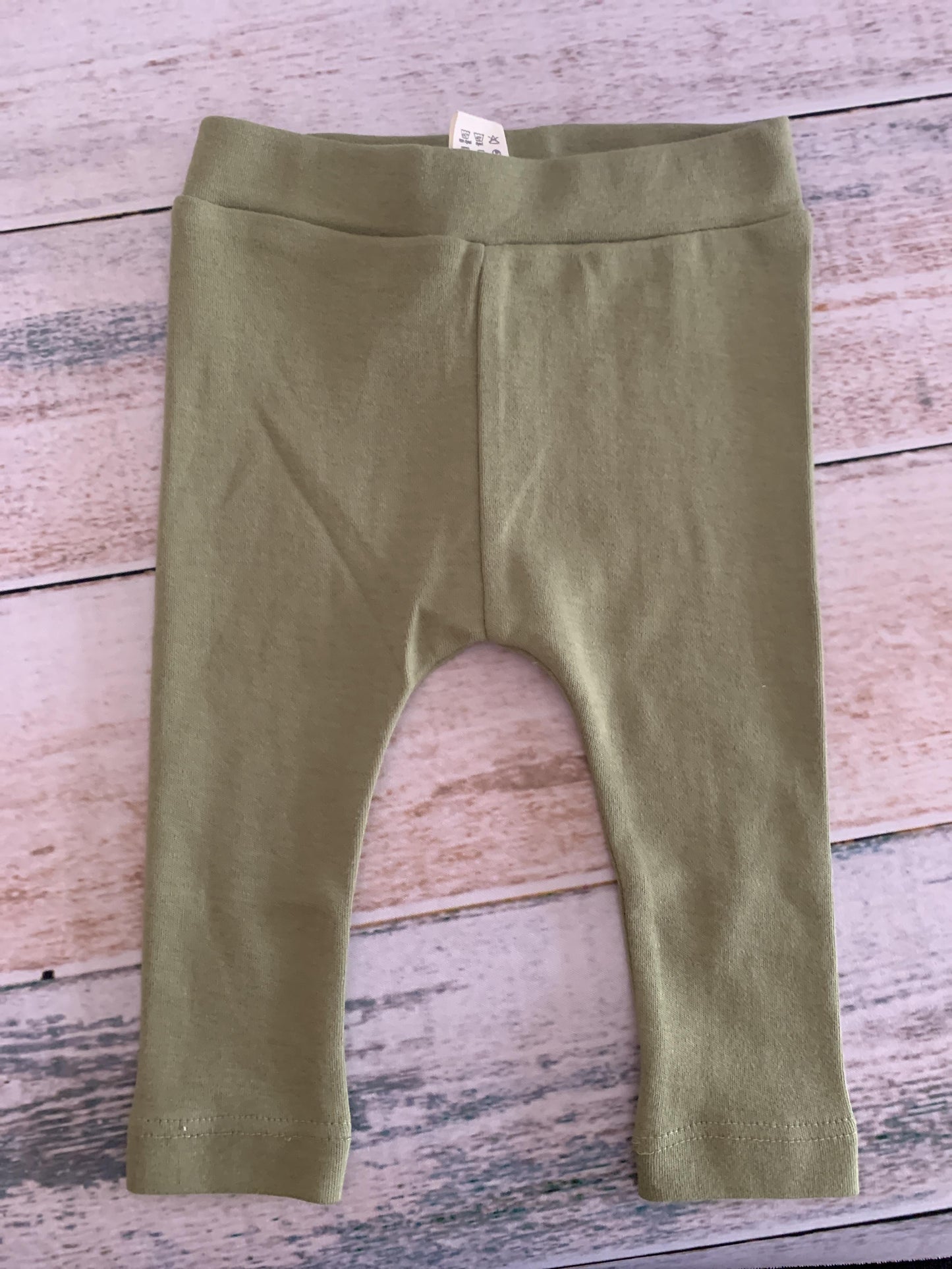 Kate Quinn Girls Army Green Pants Size: 3-6 months Army Green