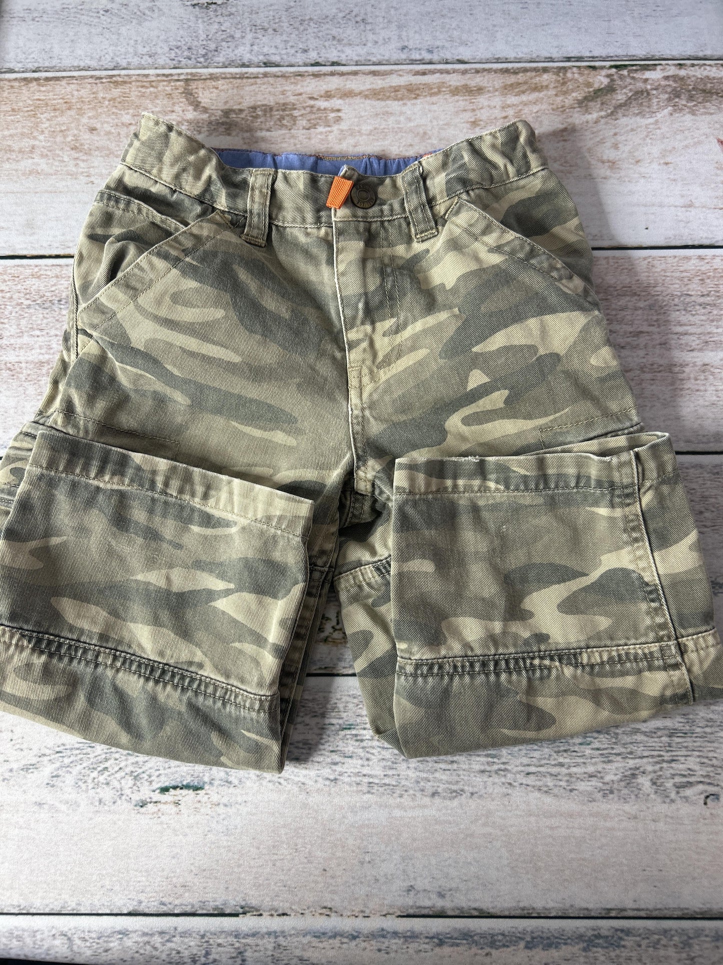 Unisex Army Green Pants Size: 2 years Army Green