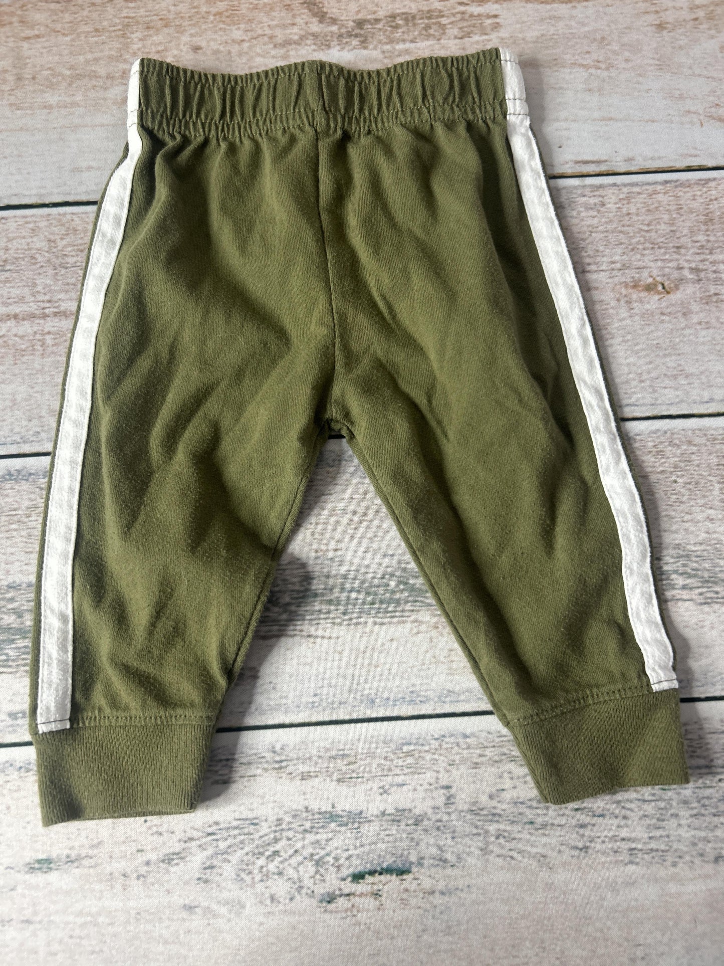 Unisex Army Green Pants Size: 6-Mar Army Green