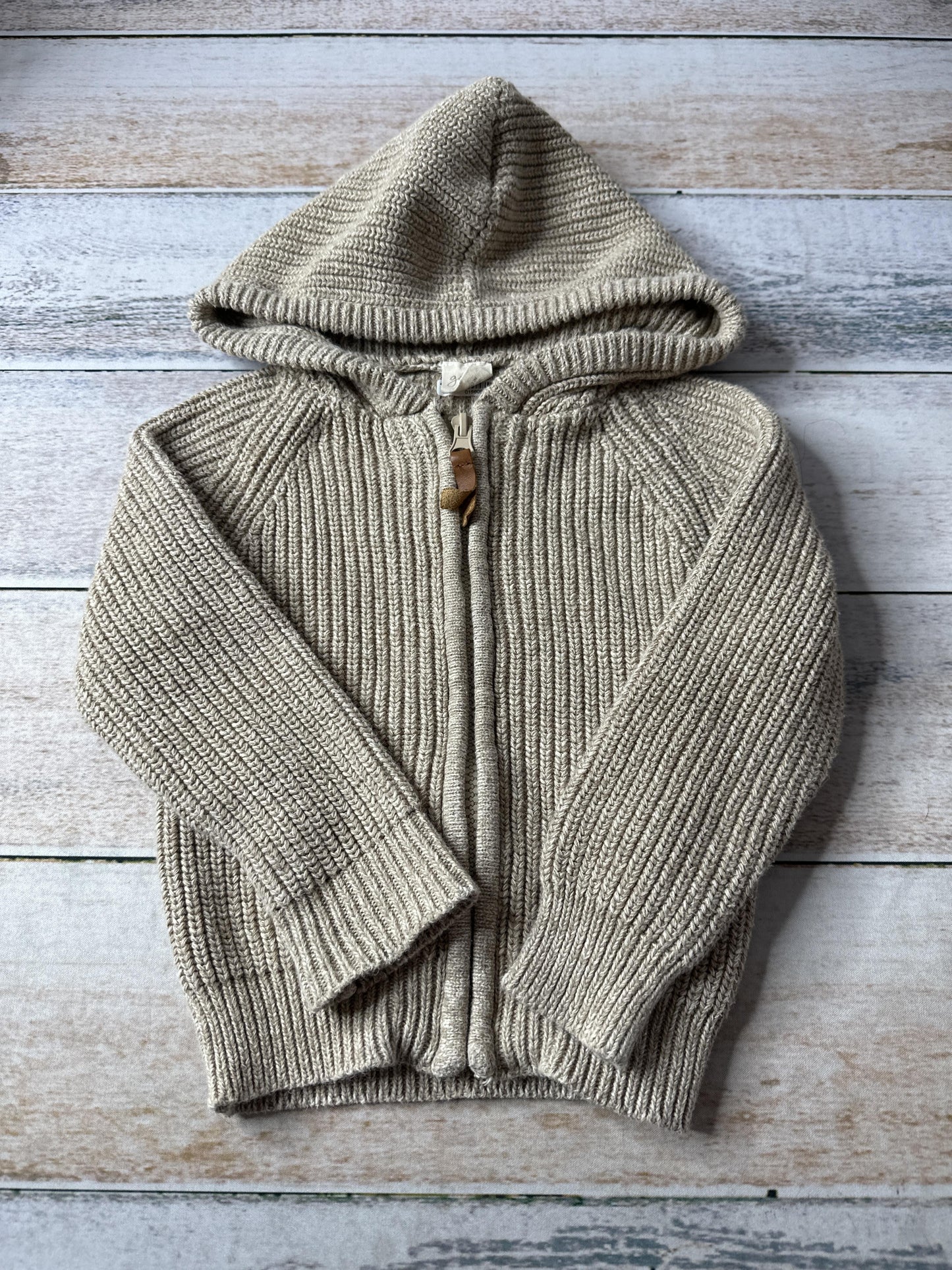 Goumi Unisex Beige Sweater Size: 12-18 months Beige