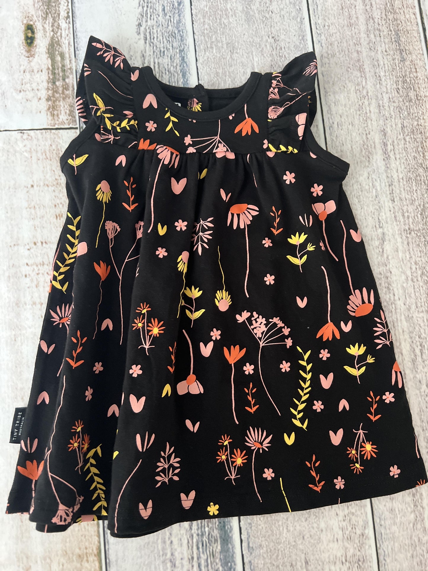 Tiny Tribe Girls Black | Pink floral Dress Size: 3-6 months Black | Pink floral