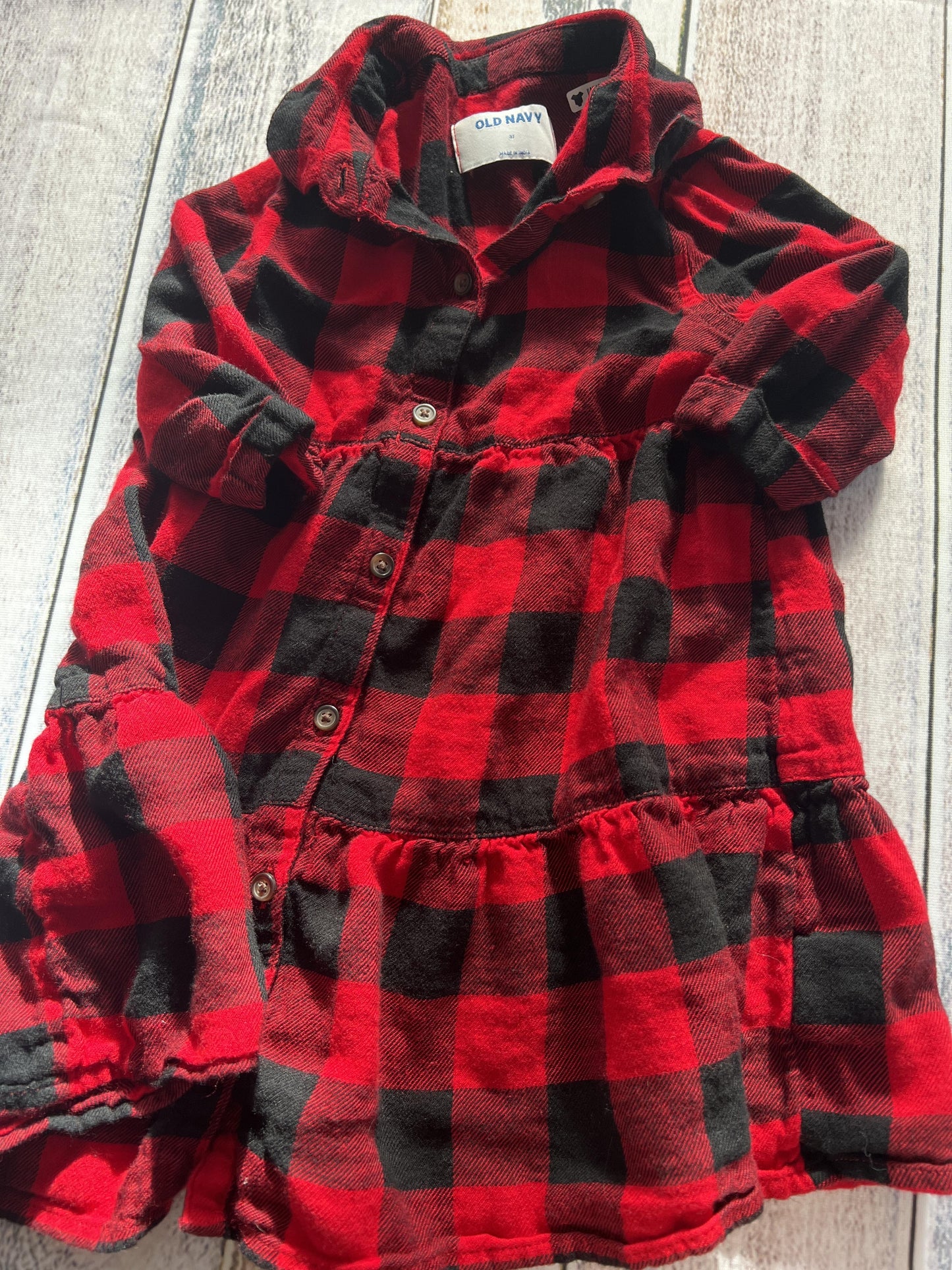 Old Navy Girls Black | Red | plaid Dress Size: 3T Black | Red | plaid