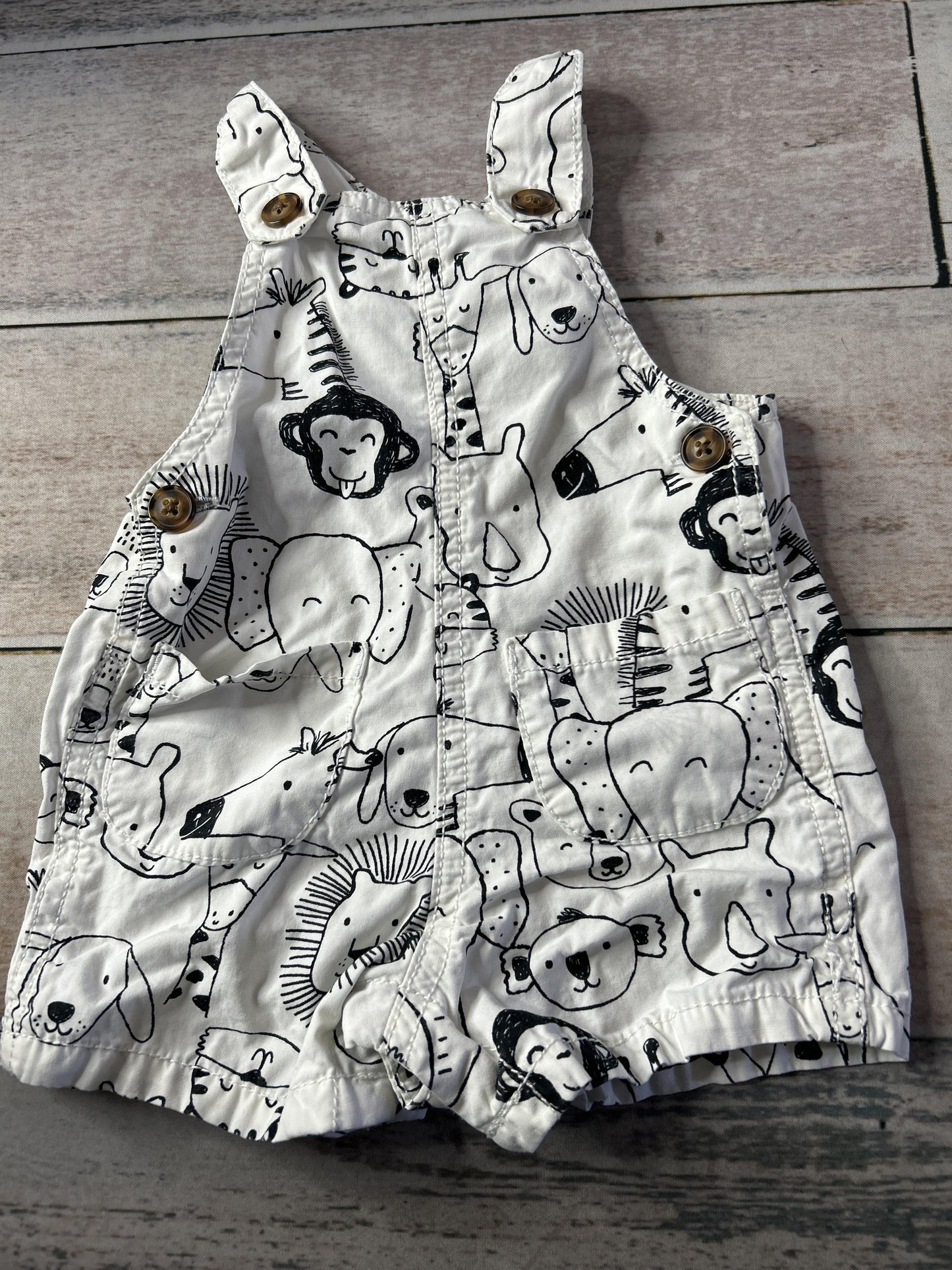 Carters Unisex Black | whiite | animals Romper Size: 3m Black | whiite | animals