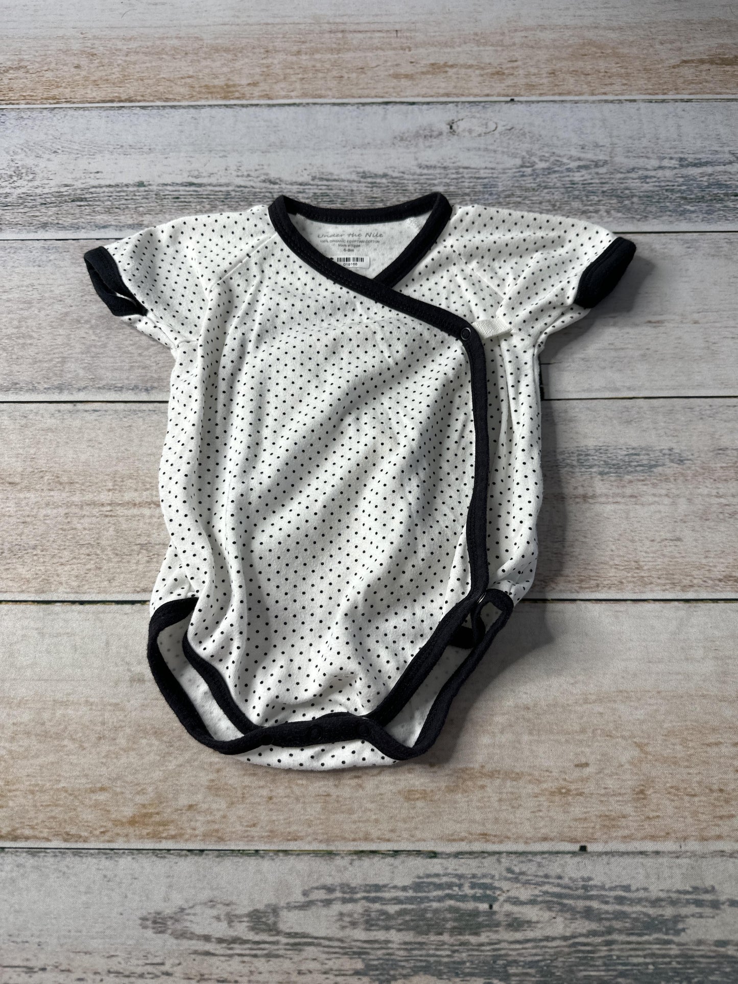 Under The Nile Unisex Black | White | Dots Onesie Size: 6-9 months Black | White | Dots