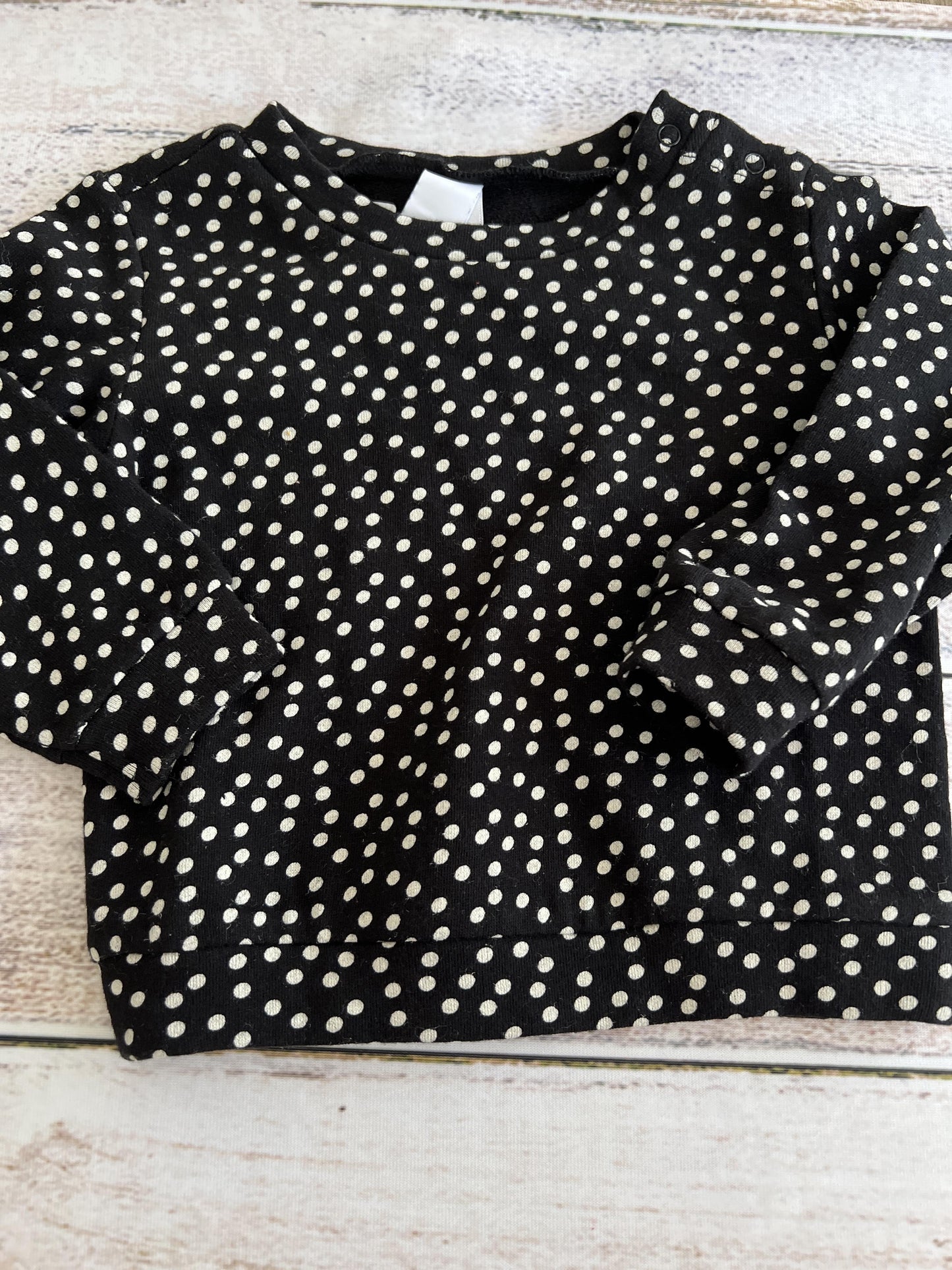 Harper Canyon Girls Black | White | polka dot Sweatshirt Size: 12 months Black | White | polka dot