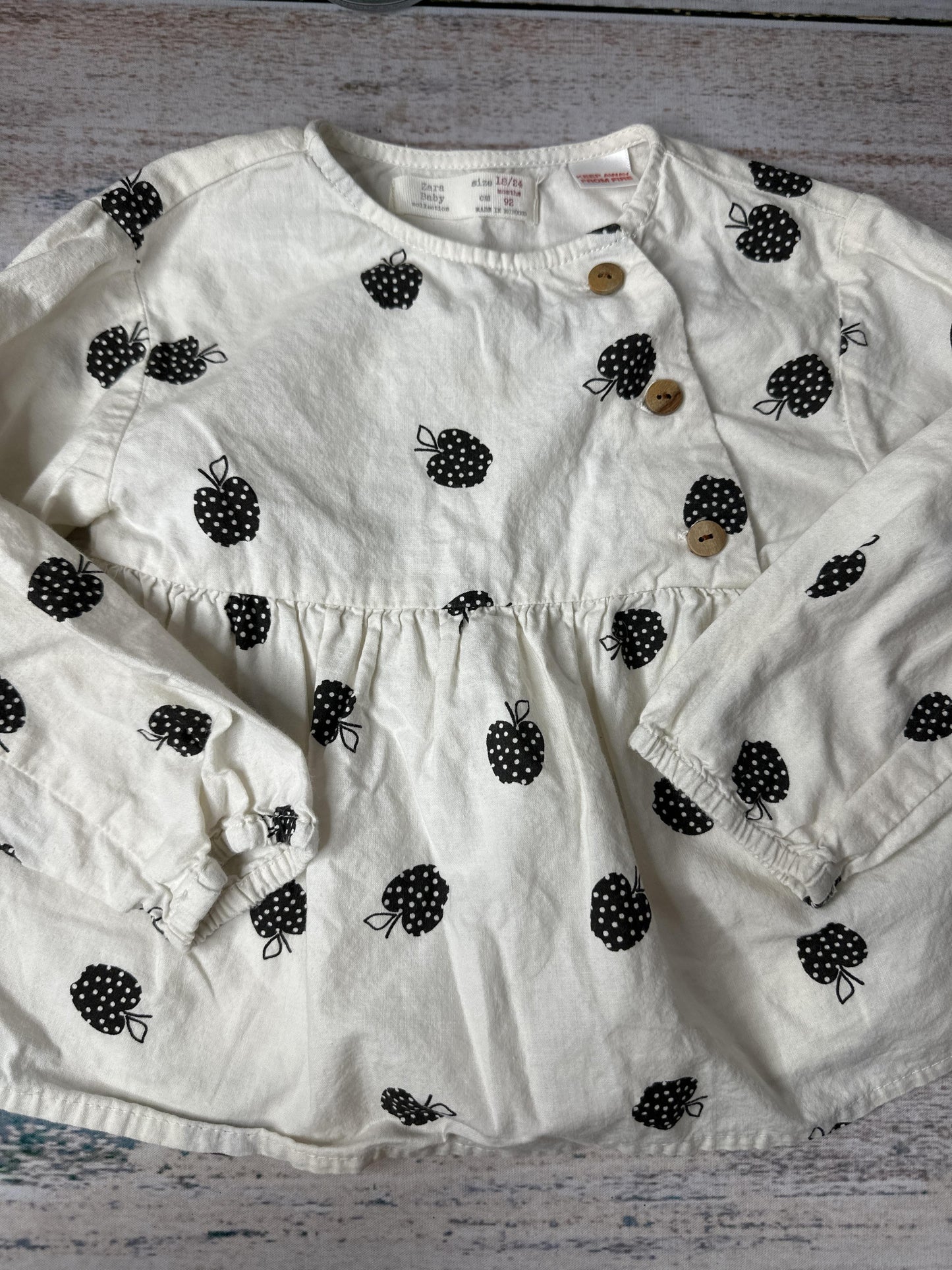 Zara Girls Black | White Button Down Short Sleeve Size: 18-24 months Black | White