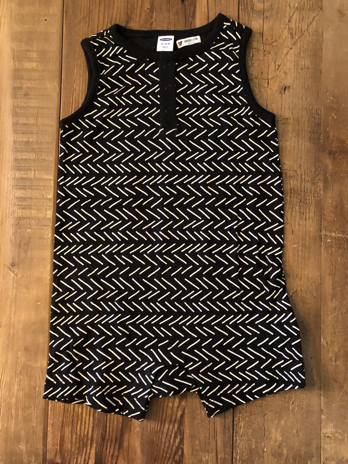 Old Navy Boys Black | White Romper Size: 18-24 months Black | White