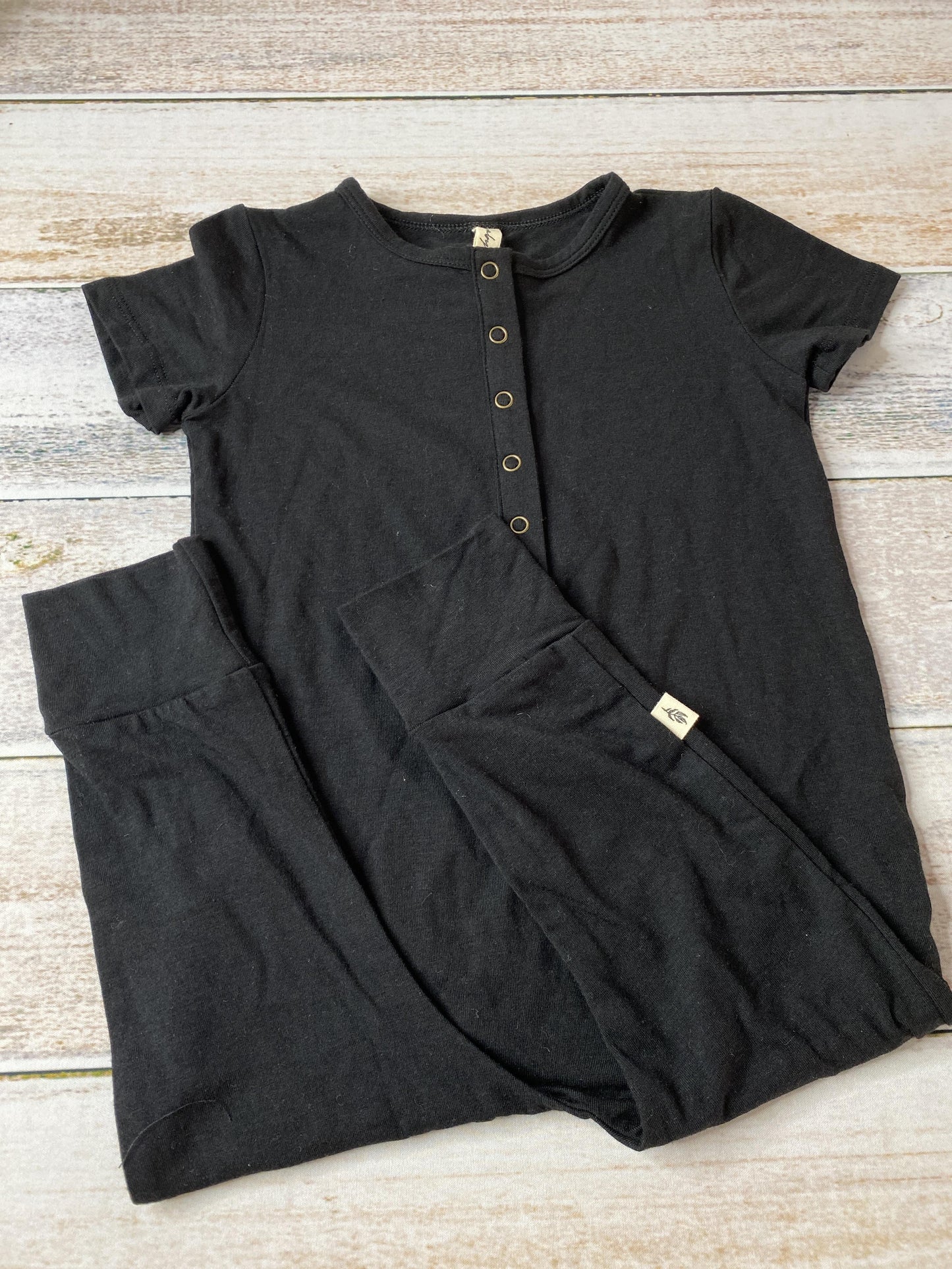 BabySprouts co Unisex Black Romper Size: 12-18 months Black