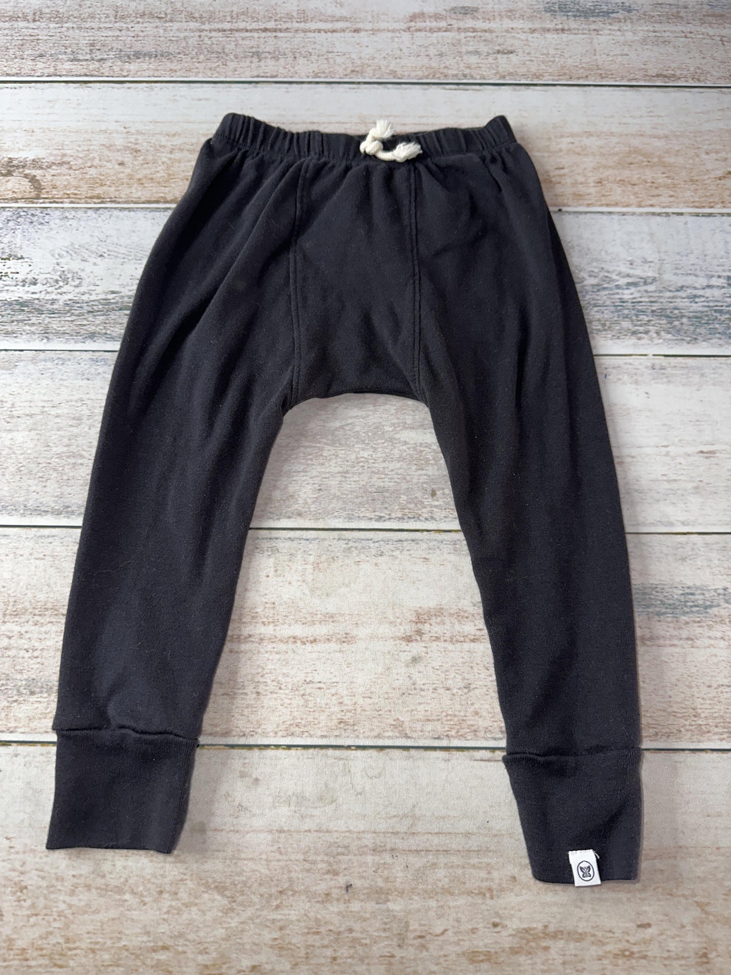 Honest co Boys Black Pants Size: 2T Black