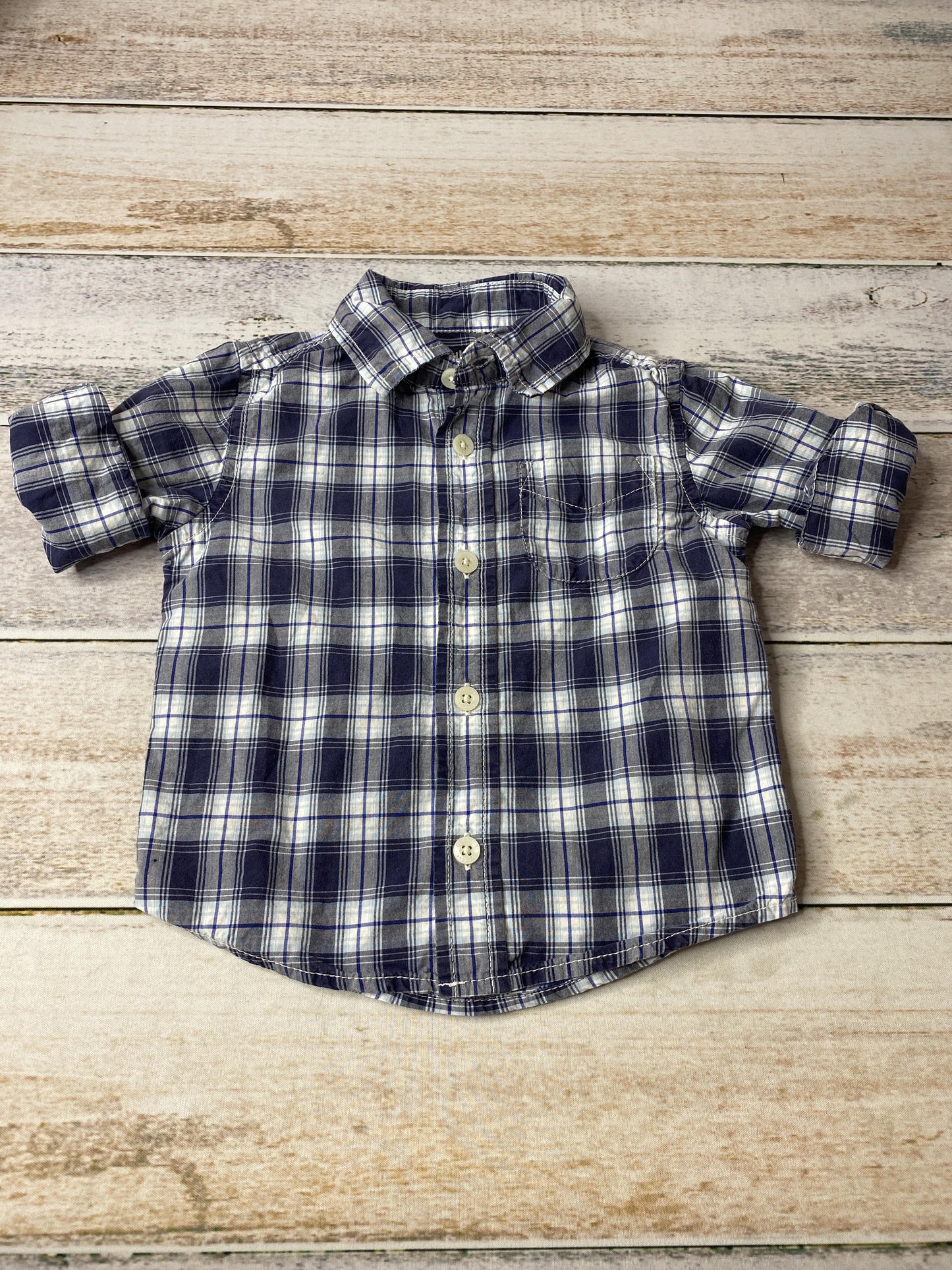 OshKosh Boys Blue | Navy Blue | plaid Button Down Short Sleeve Size: 12 months Blue | Navy Blue | plaid