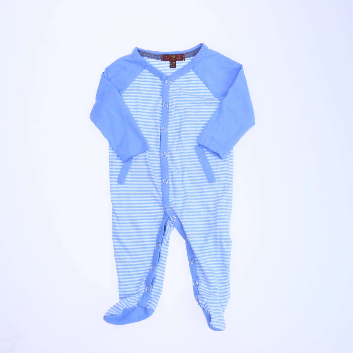 7 for all Mankind Boys Blue | White Striped 1-piece footed Pajamas Size: 0-3 Months Blue | White Striped