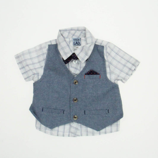 Little Lad Boys Blue | White Button Down Short Sleeve Size: 6-9 MOnths Blue | White