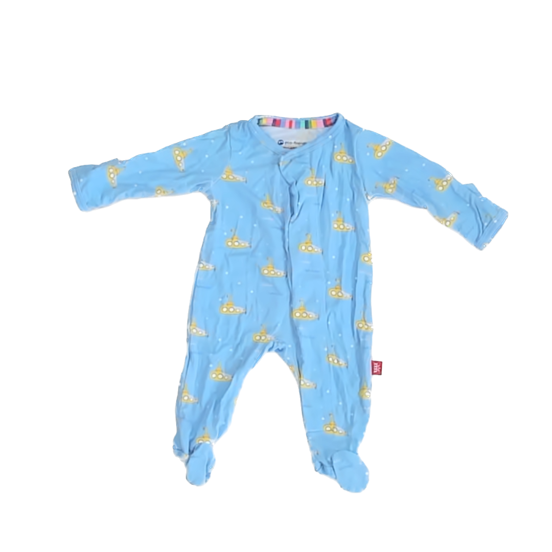 Magnetic Me Boys Blue | Yellow Submarine 1-piece footed Pajamas Size: Preemie Blue | Yellow Submarine