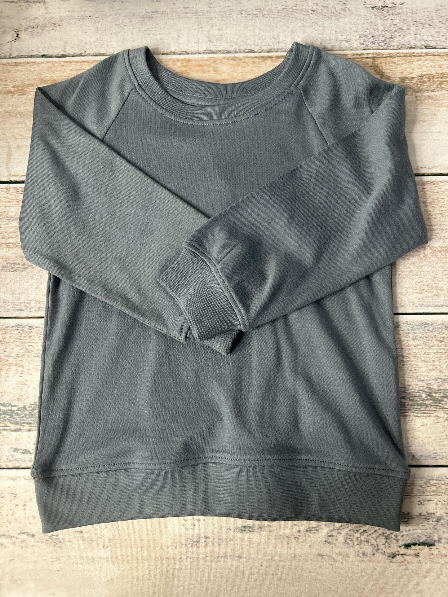 Unisex Blue Long Sleeve Shirt Size: 3T Blue
