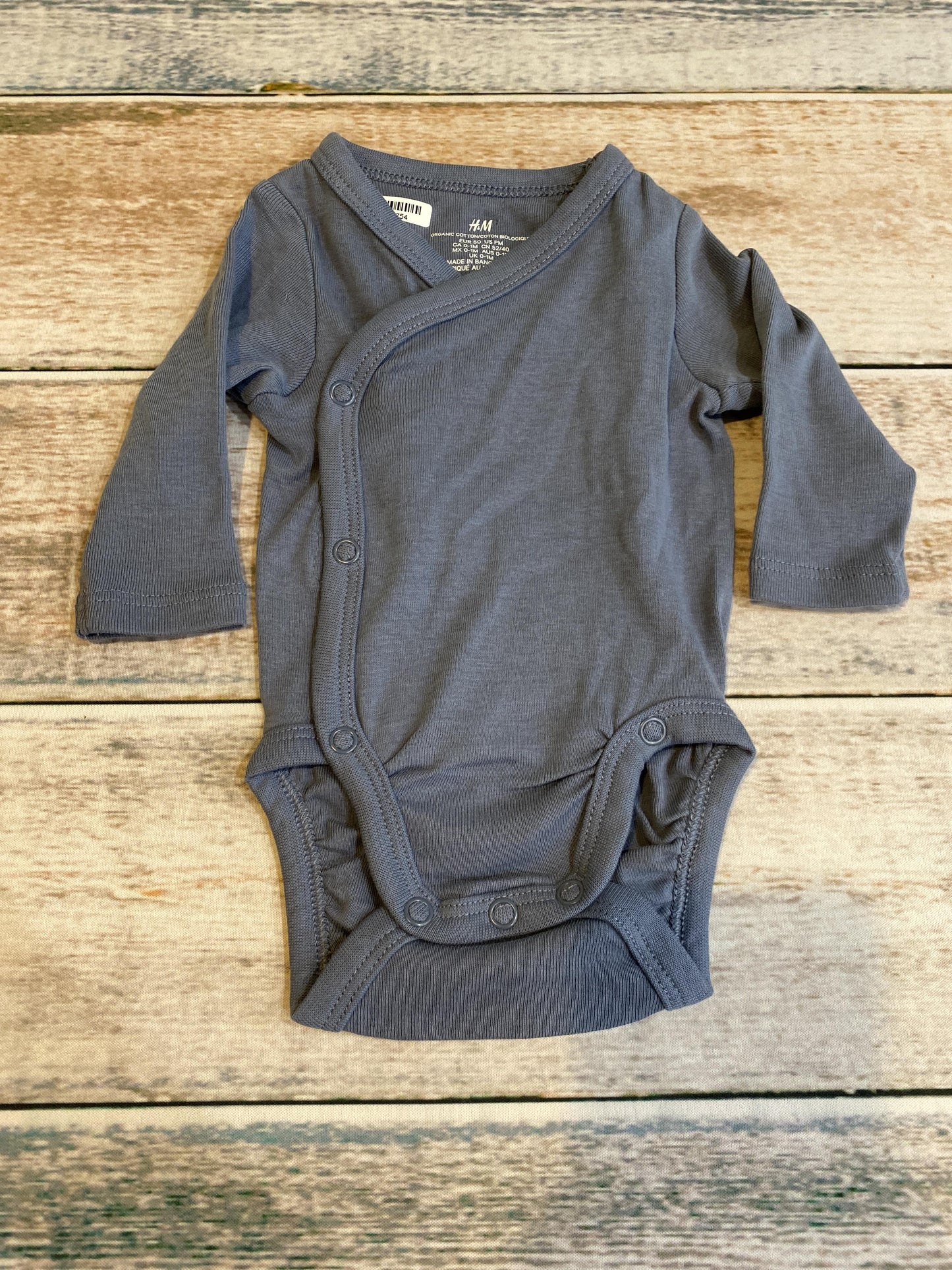 H&M Boys Blue Onesie Size: Preemie Blue