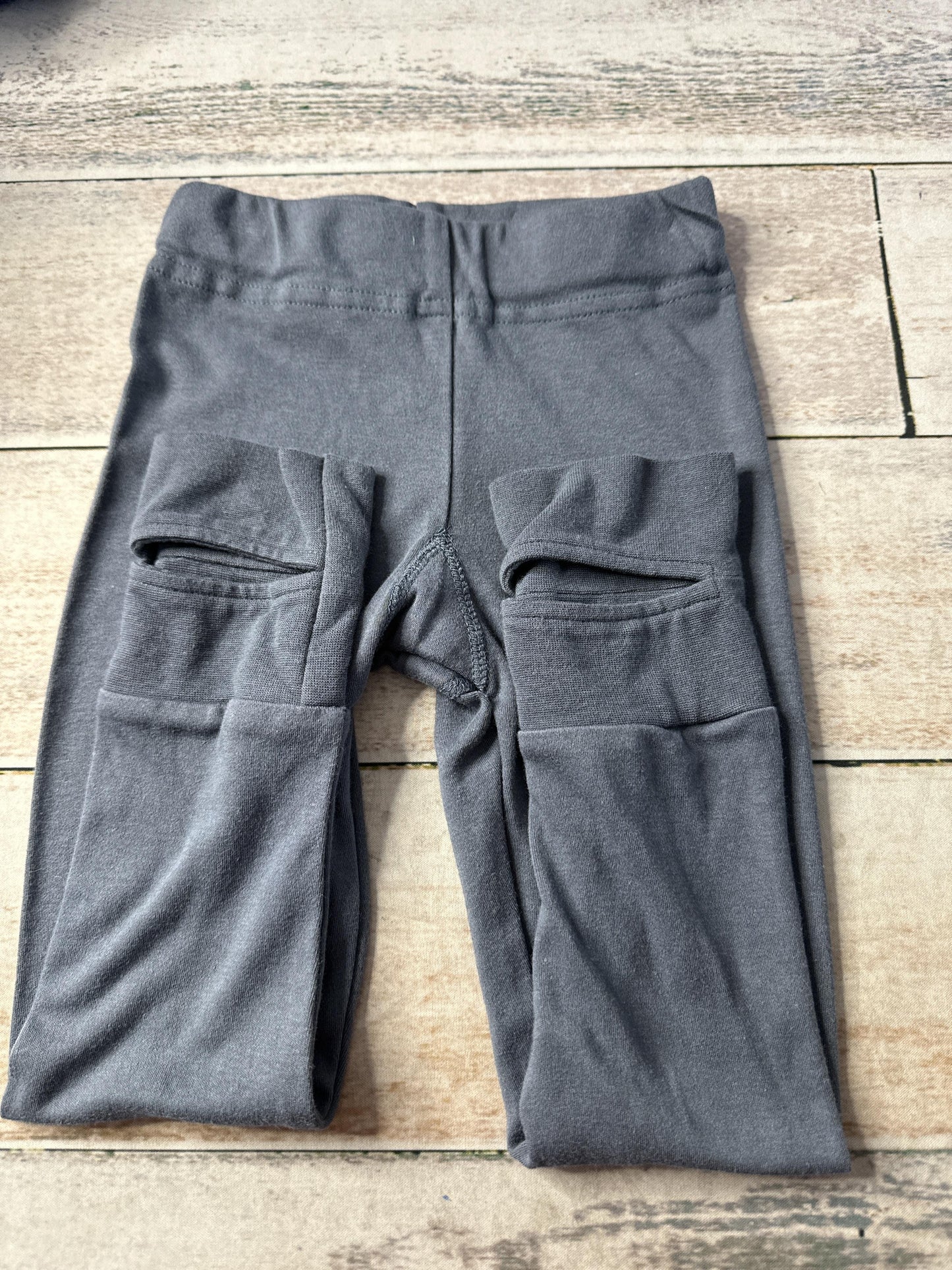 Goumi Unisex Blue Pajamas Size: 3T Blue