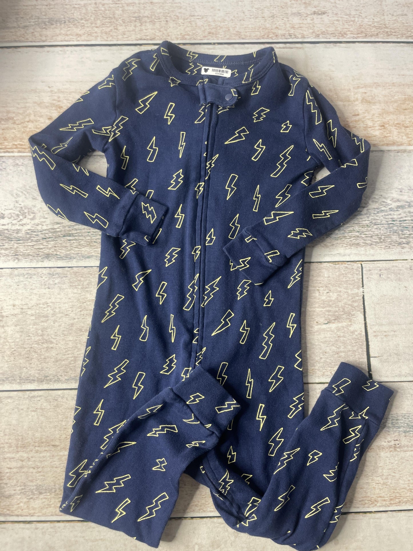Unisex Blue Pajamas Size: 18-24 months Blue