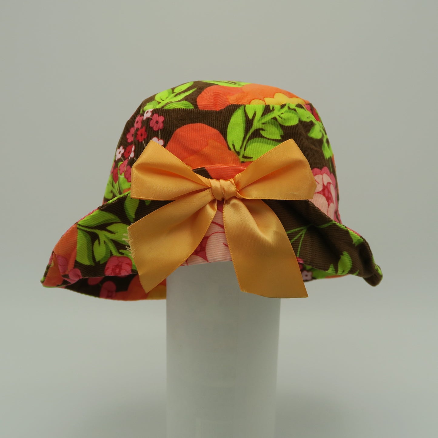 Unknown Brand Girls Brown | Orange Hat Size: 12-24 Months Brown | Orange