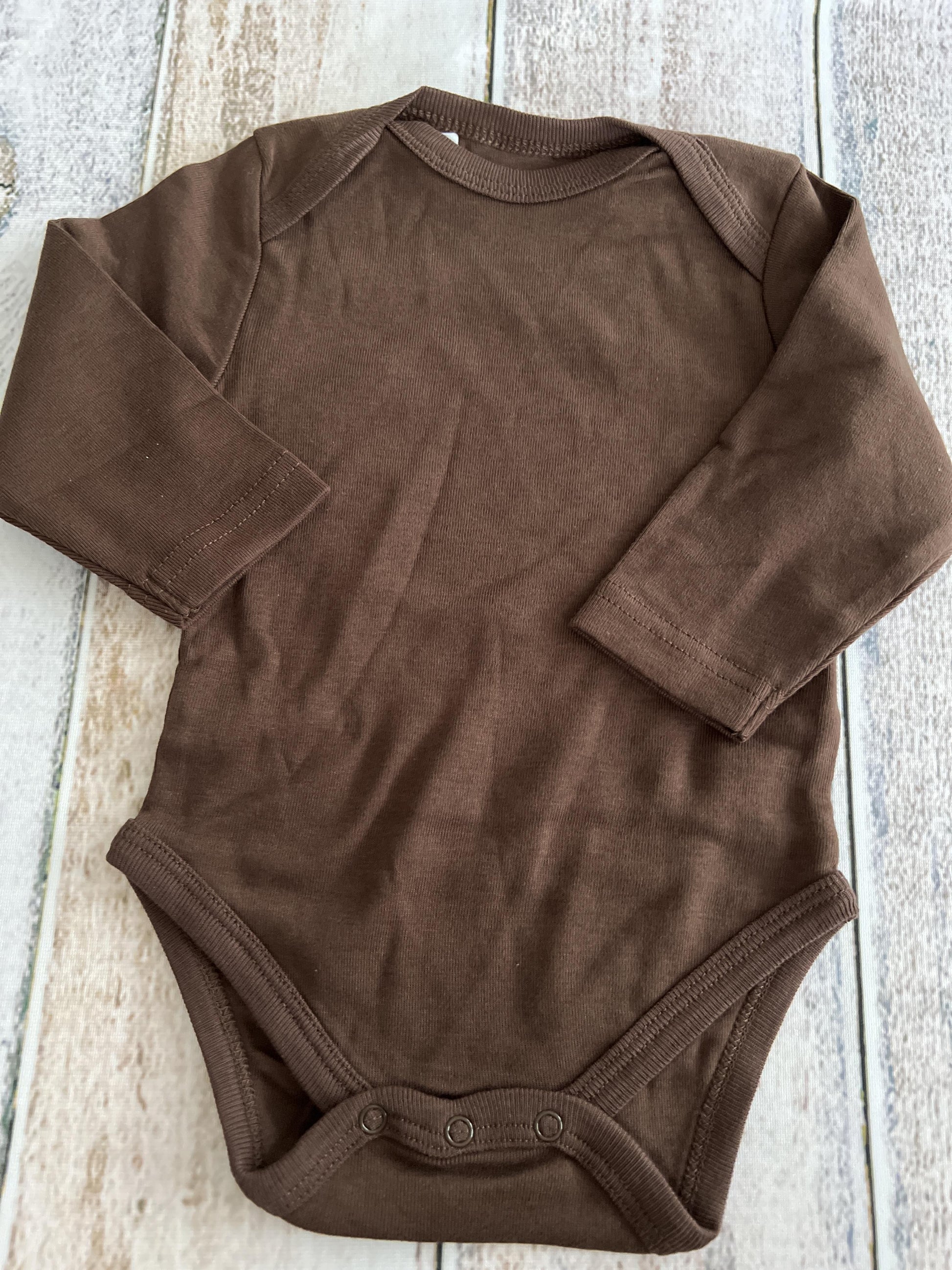 Leveret Boys Brown Onesie Size: 3-6 months Brown
