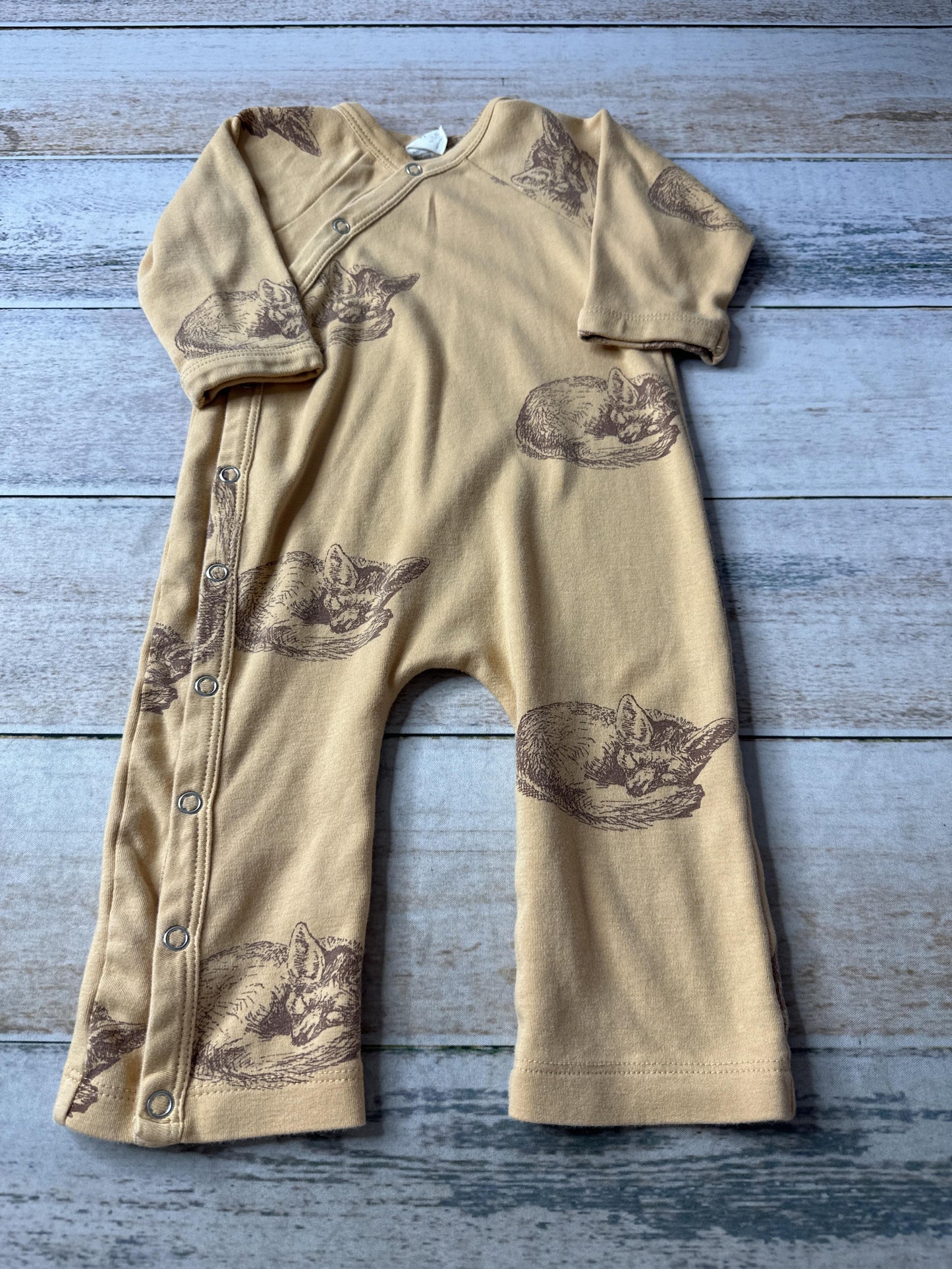 Kate Quinn Unisex Brown Long Sleeve Outfit Size: 6-12 months Brown