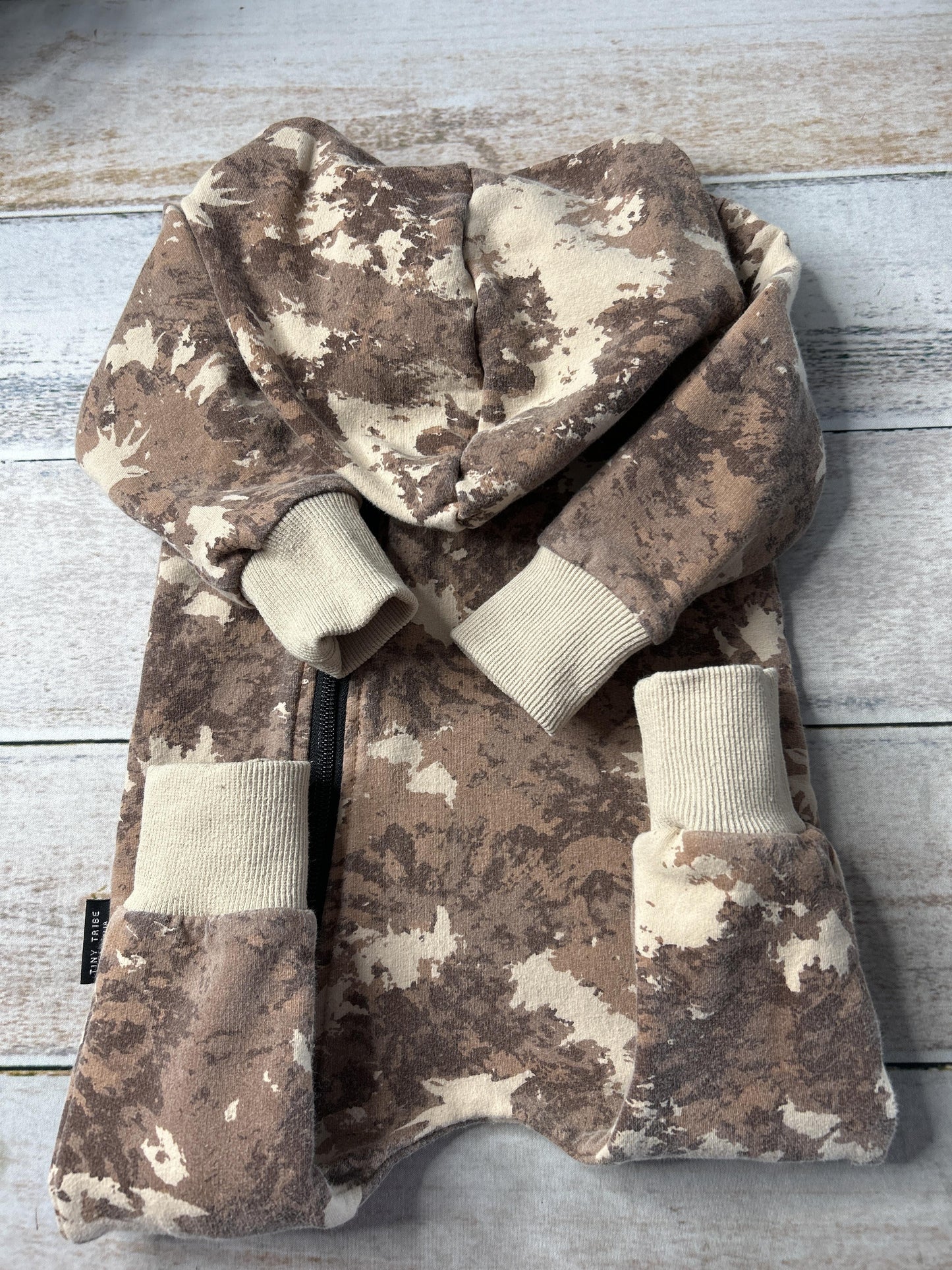 Tiny Tribe Boys Brown Long Sleeve Outfit Size: 9-12 Months Brown