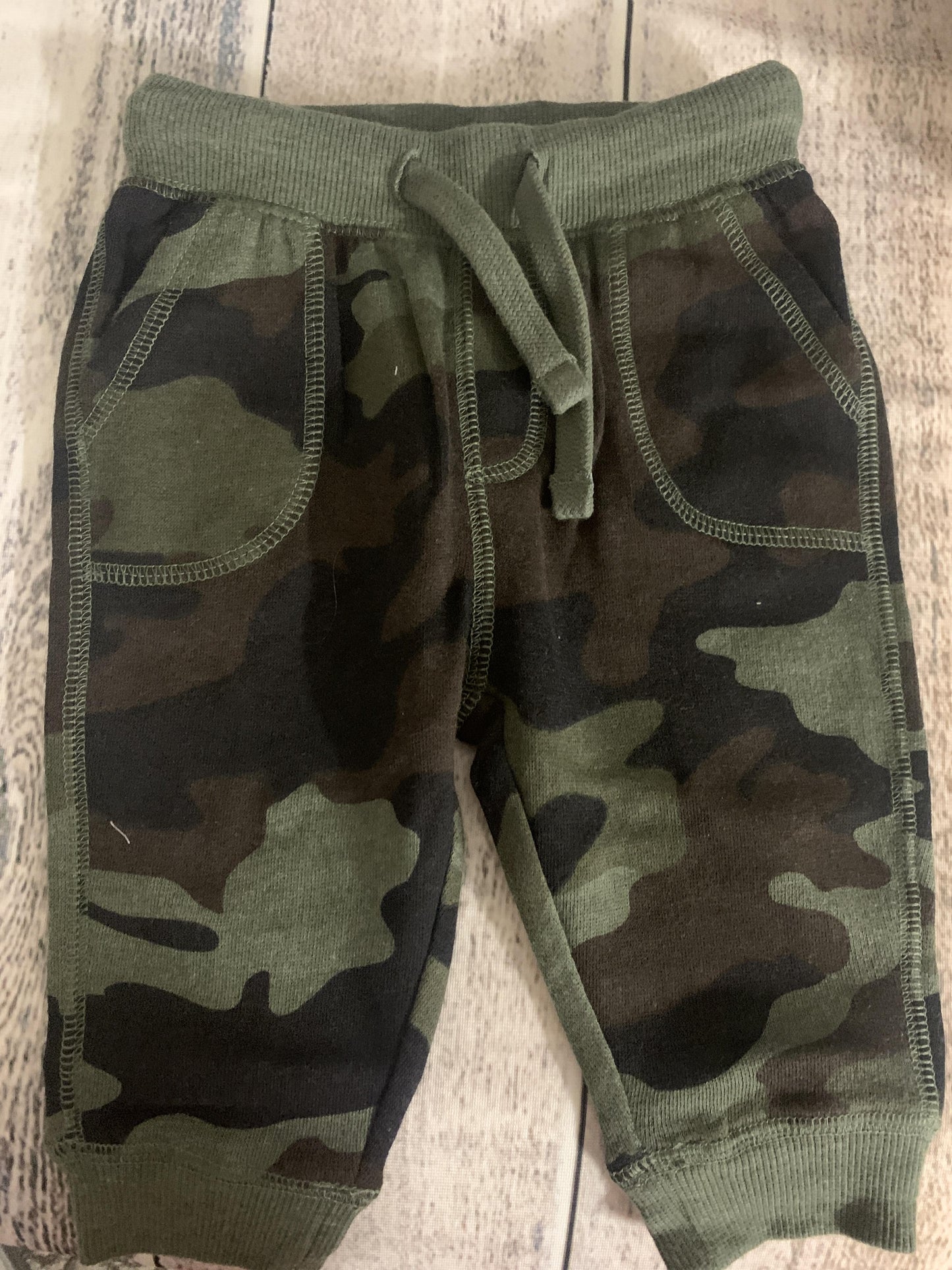 Tucker + Tate Boys Camo Pants Size: 6 months Camo