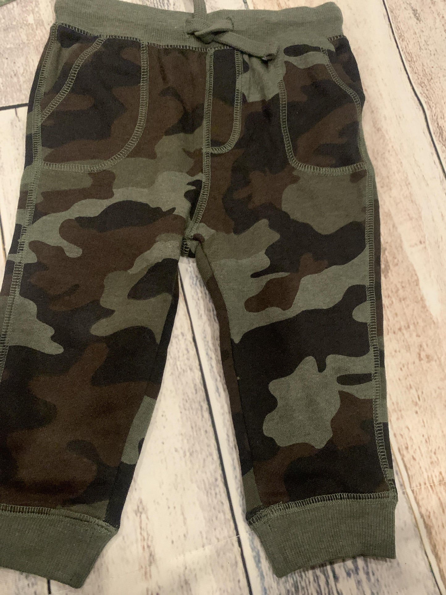 Tucker + Tate Boys Camo Pants Size: 18 months Camo