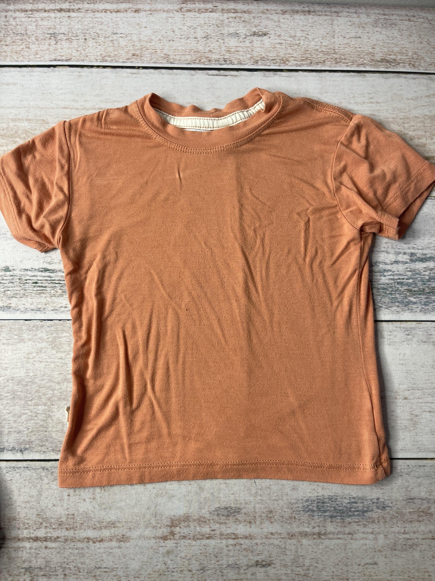 Tenth + Pine Unisex Coral T-Shirt Size: 18-24 months Coral