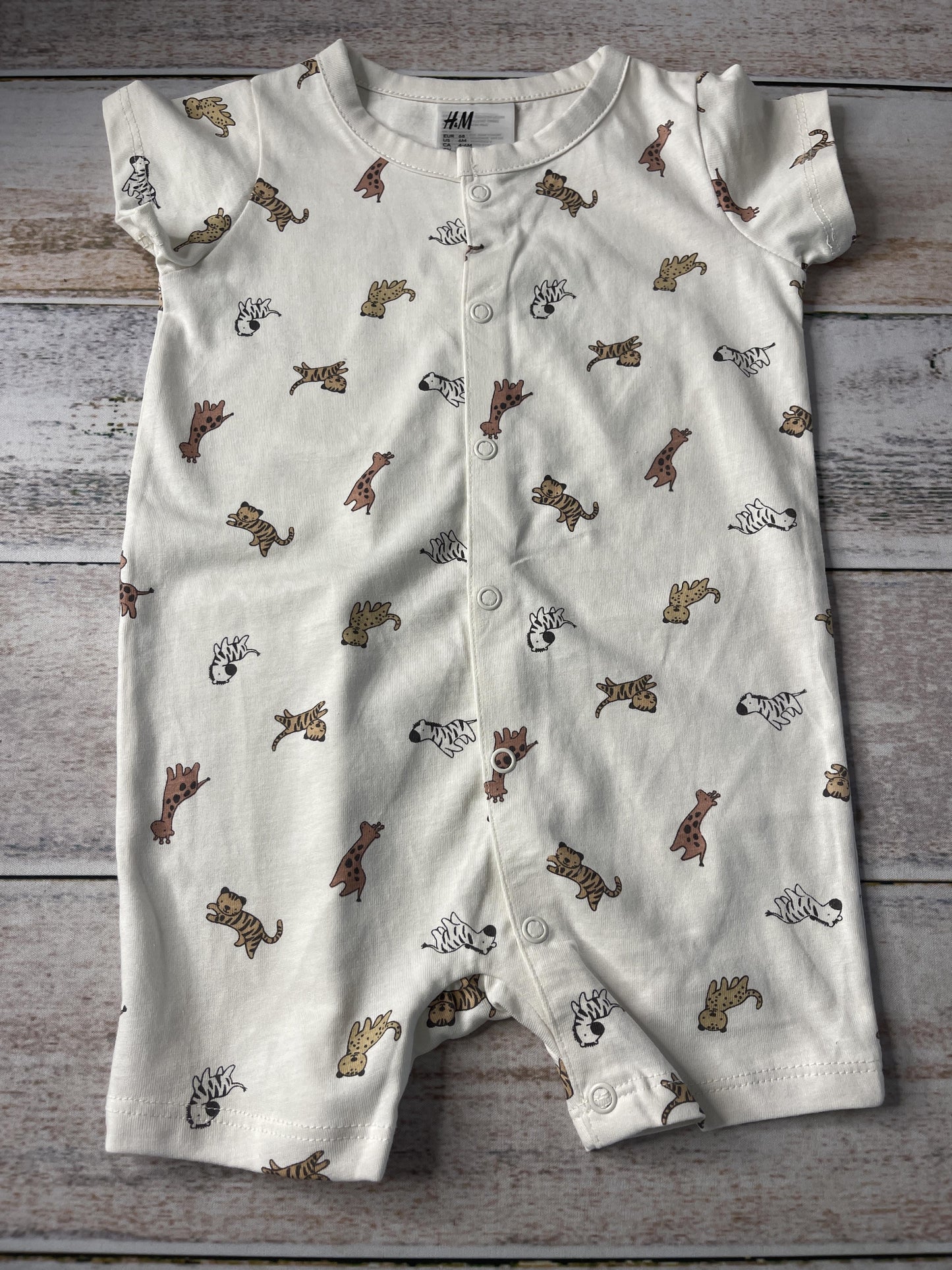H&M Unisex cream | animals Romper Size: 6 months cream | animals
