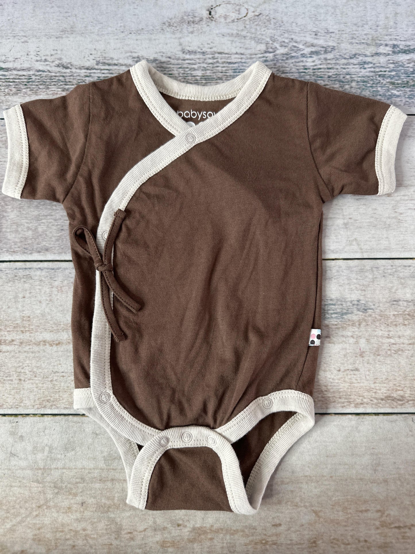 Babysoy Boys cream | Brown Onesie Size: 0-3 months cream | Brown
