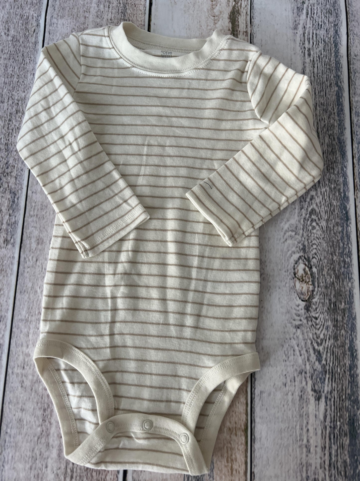 Just Born Unisex cream | Gold | Stripe Onesie Size: 18 months cream | Gold | Stripe