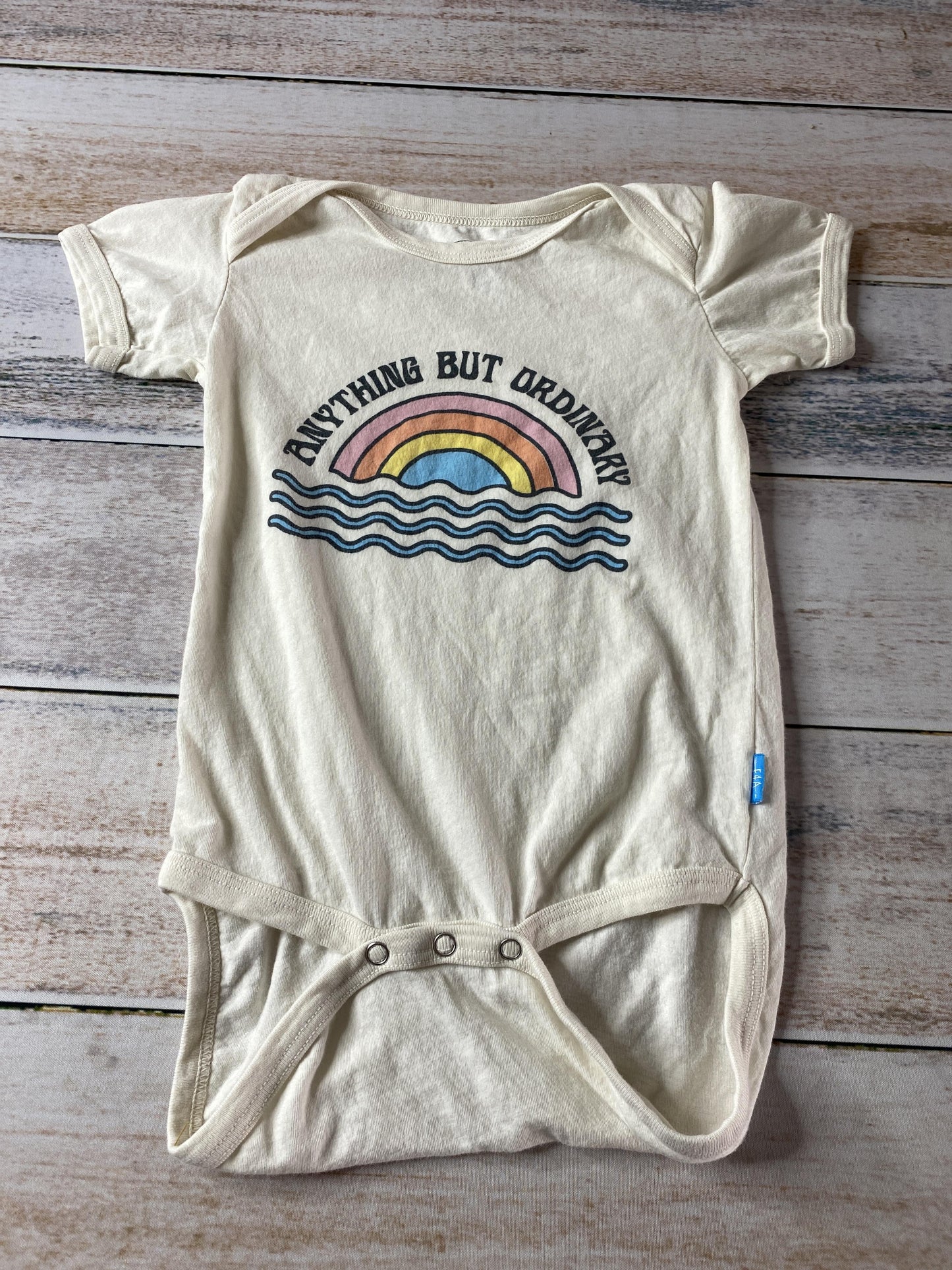 Feather 4 Arrow Unisex cream | Graphic | Rainbow Onesie Size: 18 months cream | Graphic | Rainbow