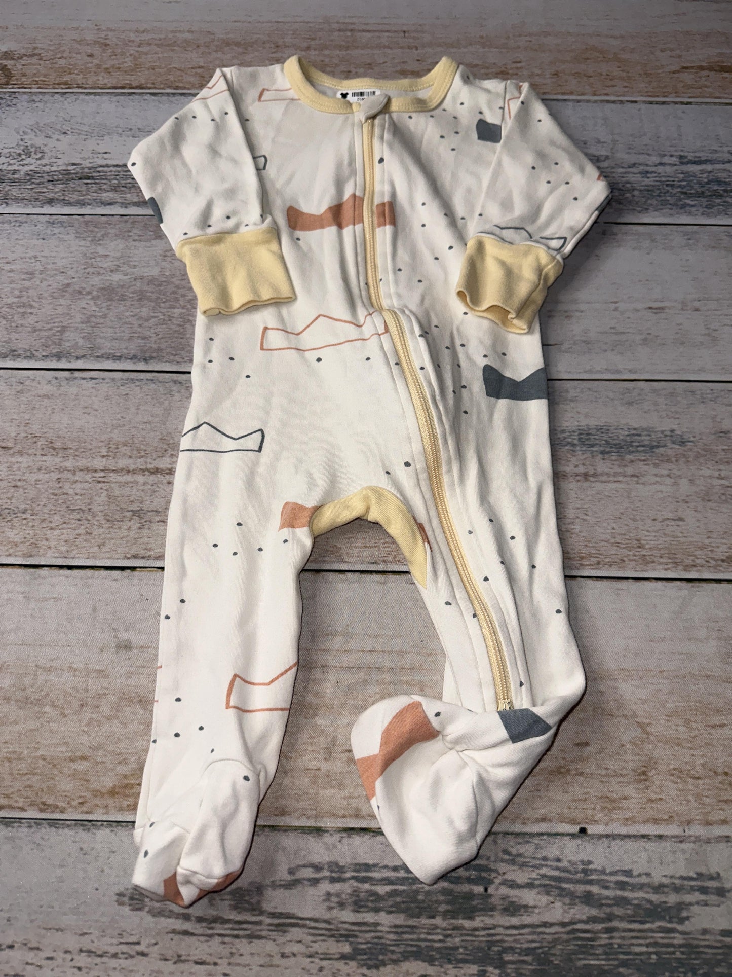 Cat & Dogma Unisex cream | Pattern Pajamas Size: 3-6 months cream | Pattern