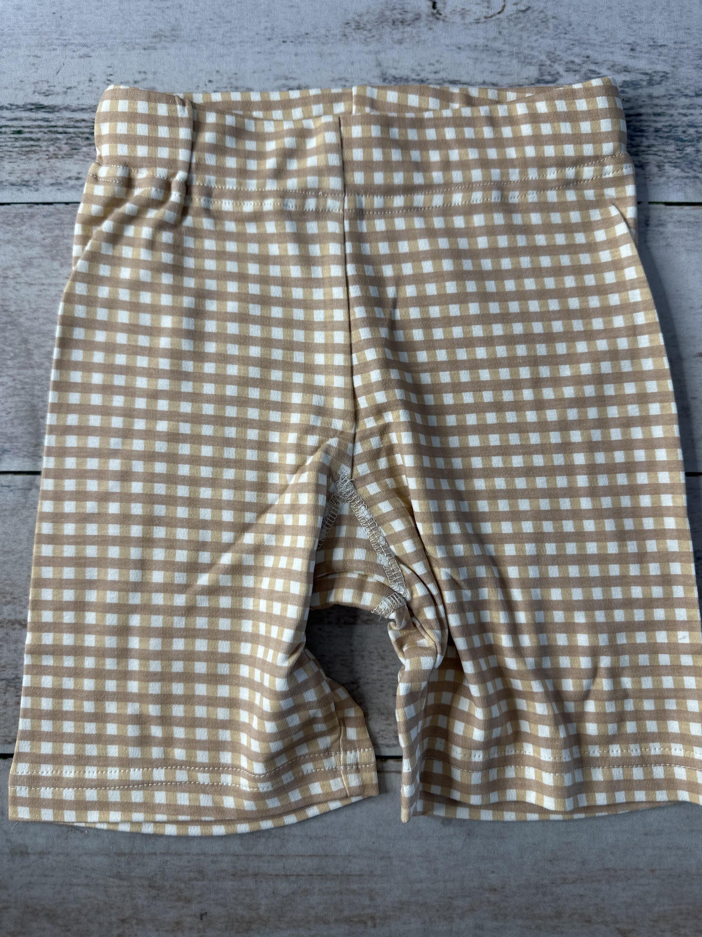 Goumi Unisex cream | Tan Shorts Size: 4T cream | Tan